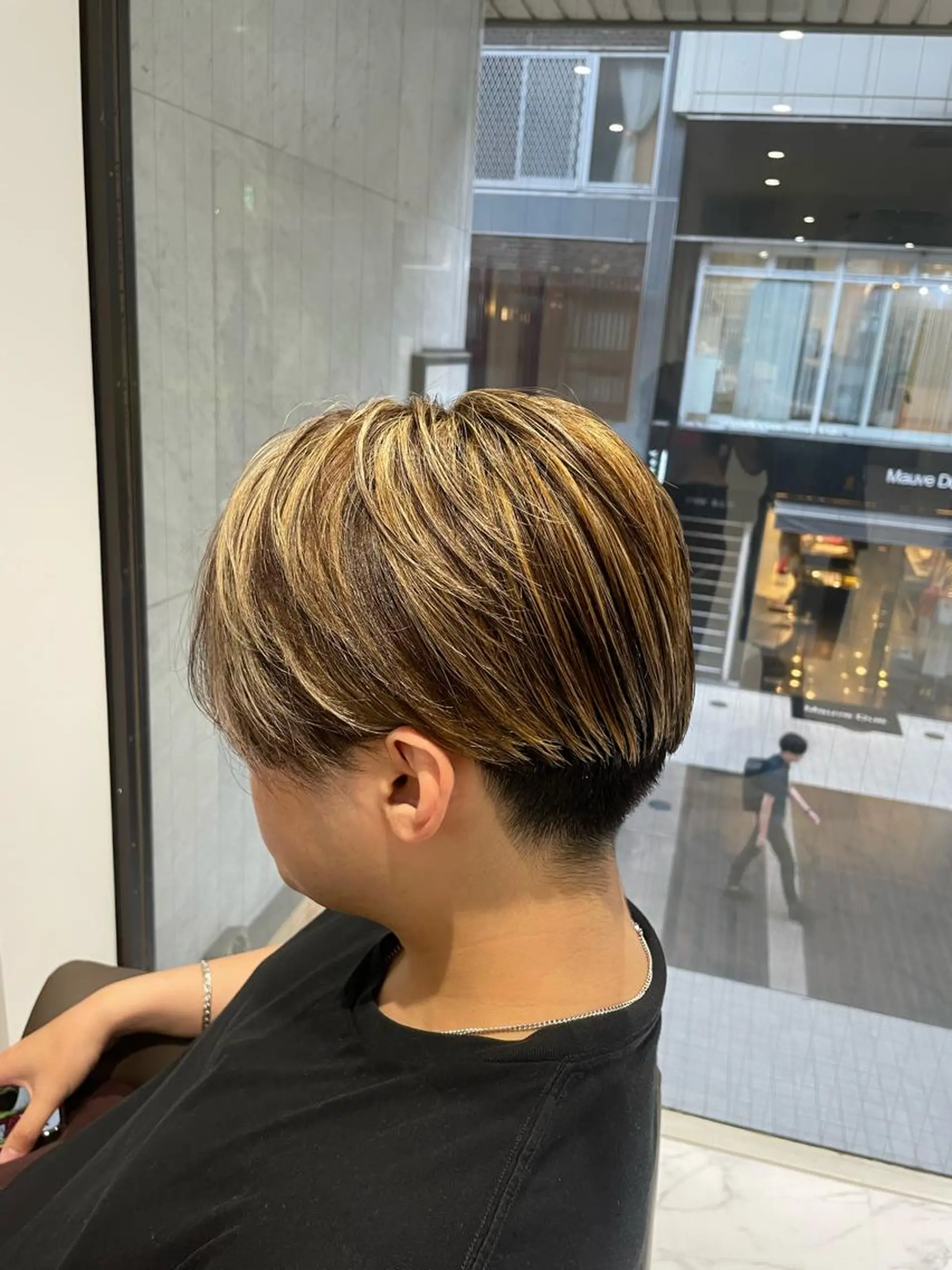 メンズ メンズハイライト 坂本 理輝のヘアスタイル
