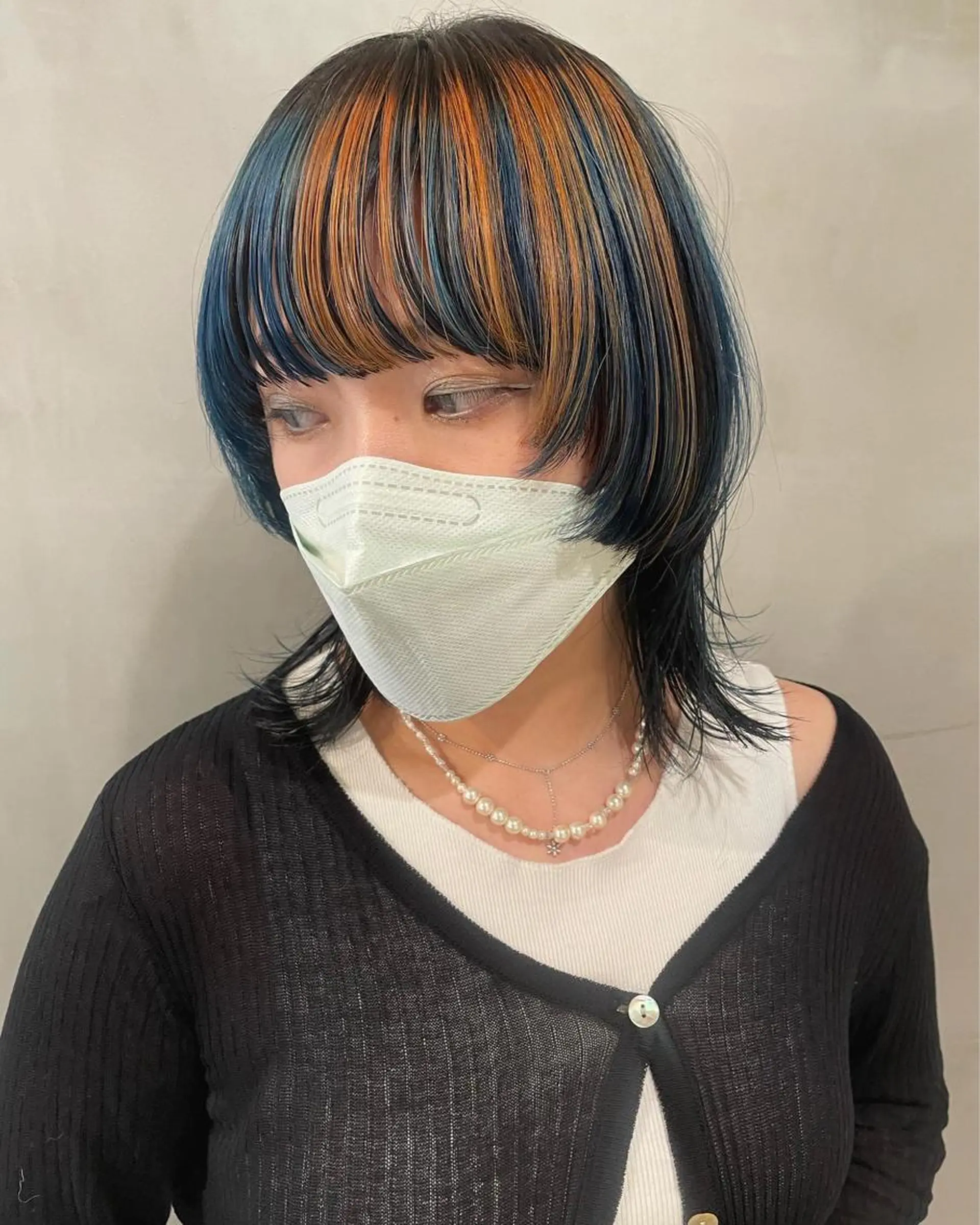 ミディアム カラー カット ヘアカラー トリートメント 優 作のヘアスタイル