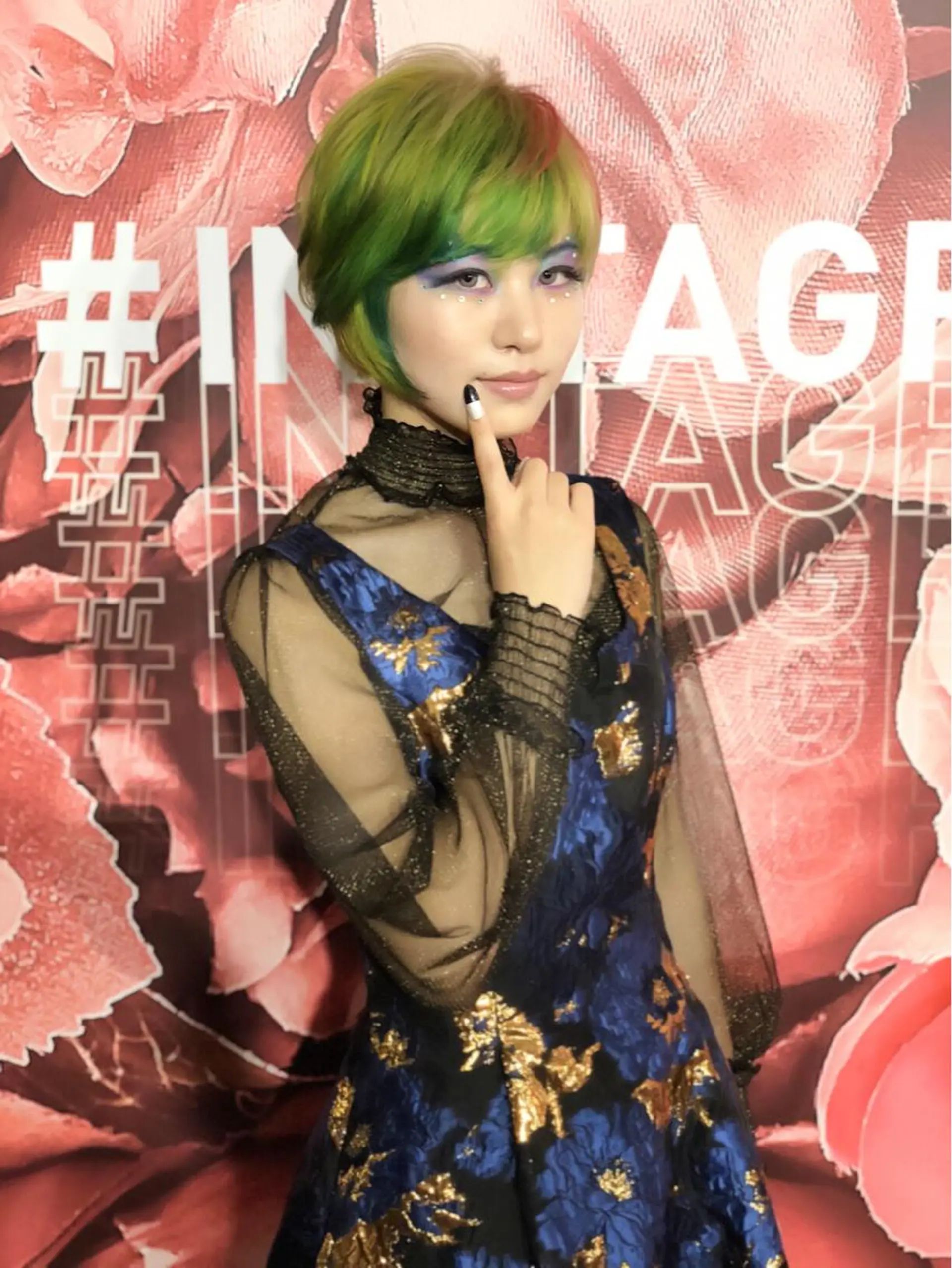 ショート カラー ディレクター ノナカのヘアスタイル