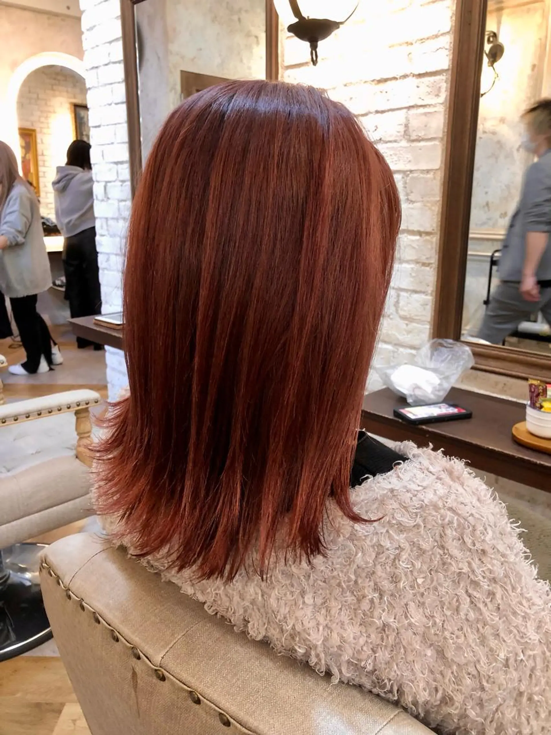 ミディアム カラー Carina所属・セン北徒歩５分 キシタクのヘアスタイル