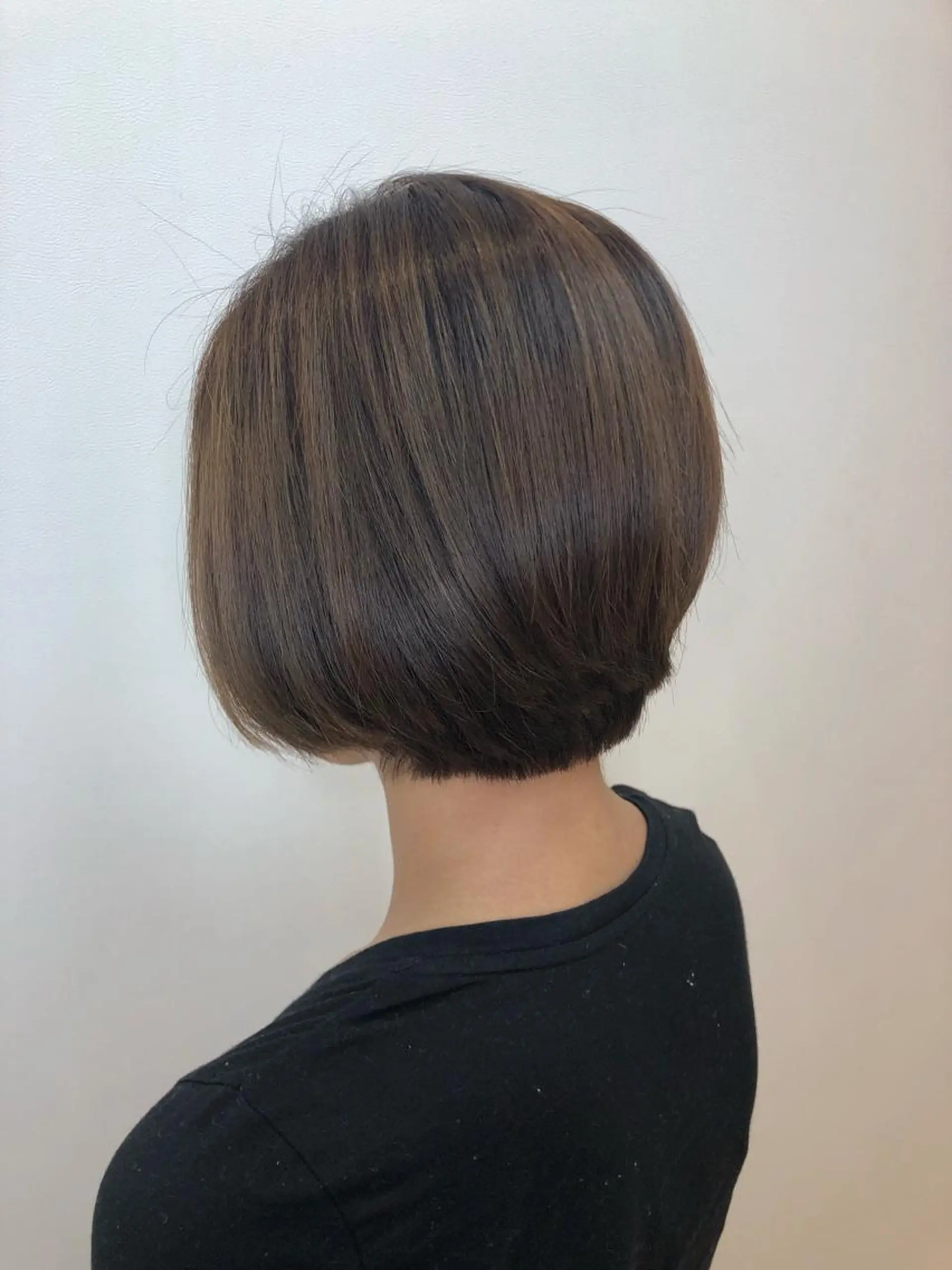 ショート カラー イルミナカラー ショートヘア 齋藤 らいのヘアスタイル