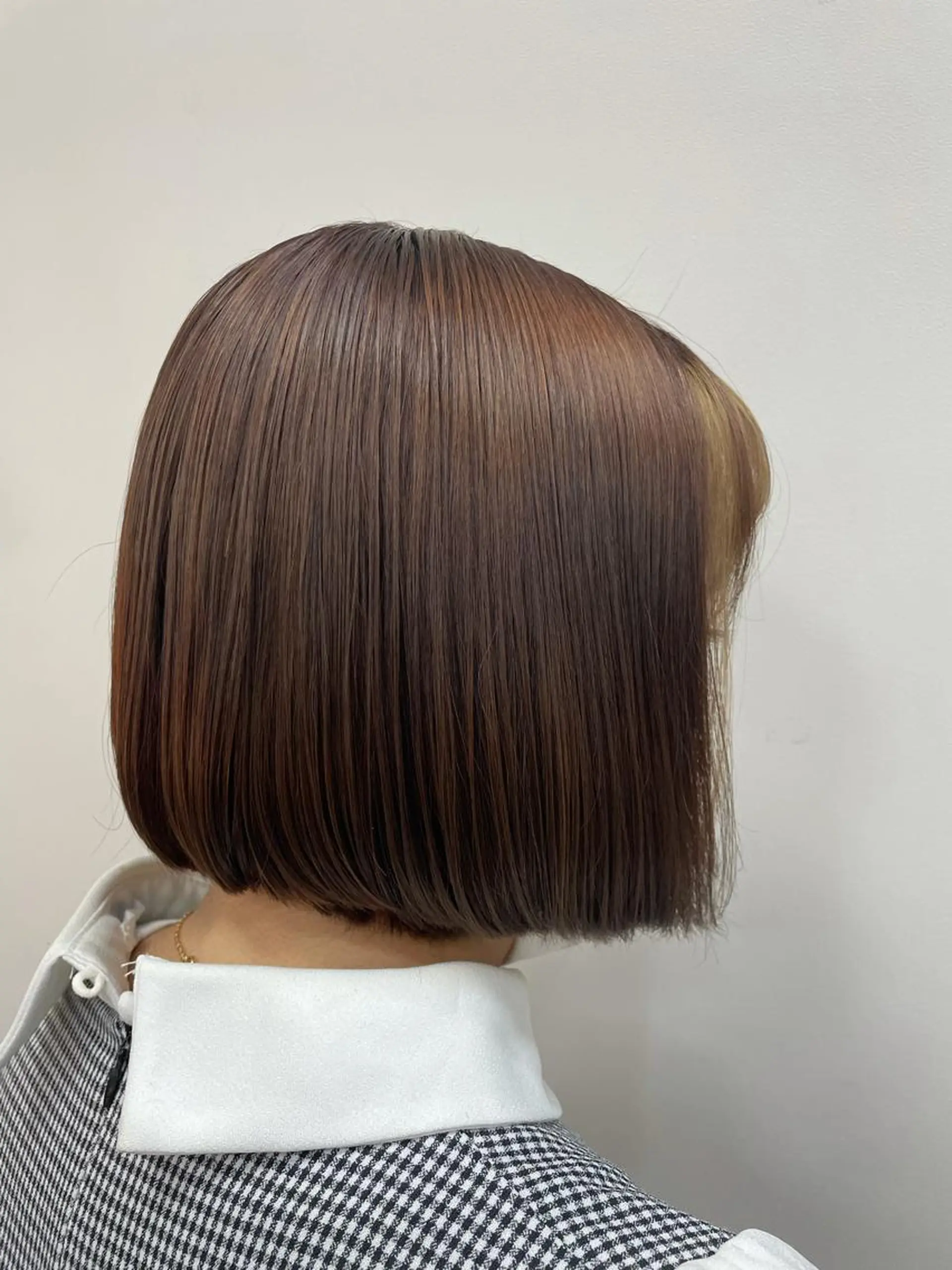 ショート カット 🌈デザインカラー MISAKI🐰のヘアスタイル