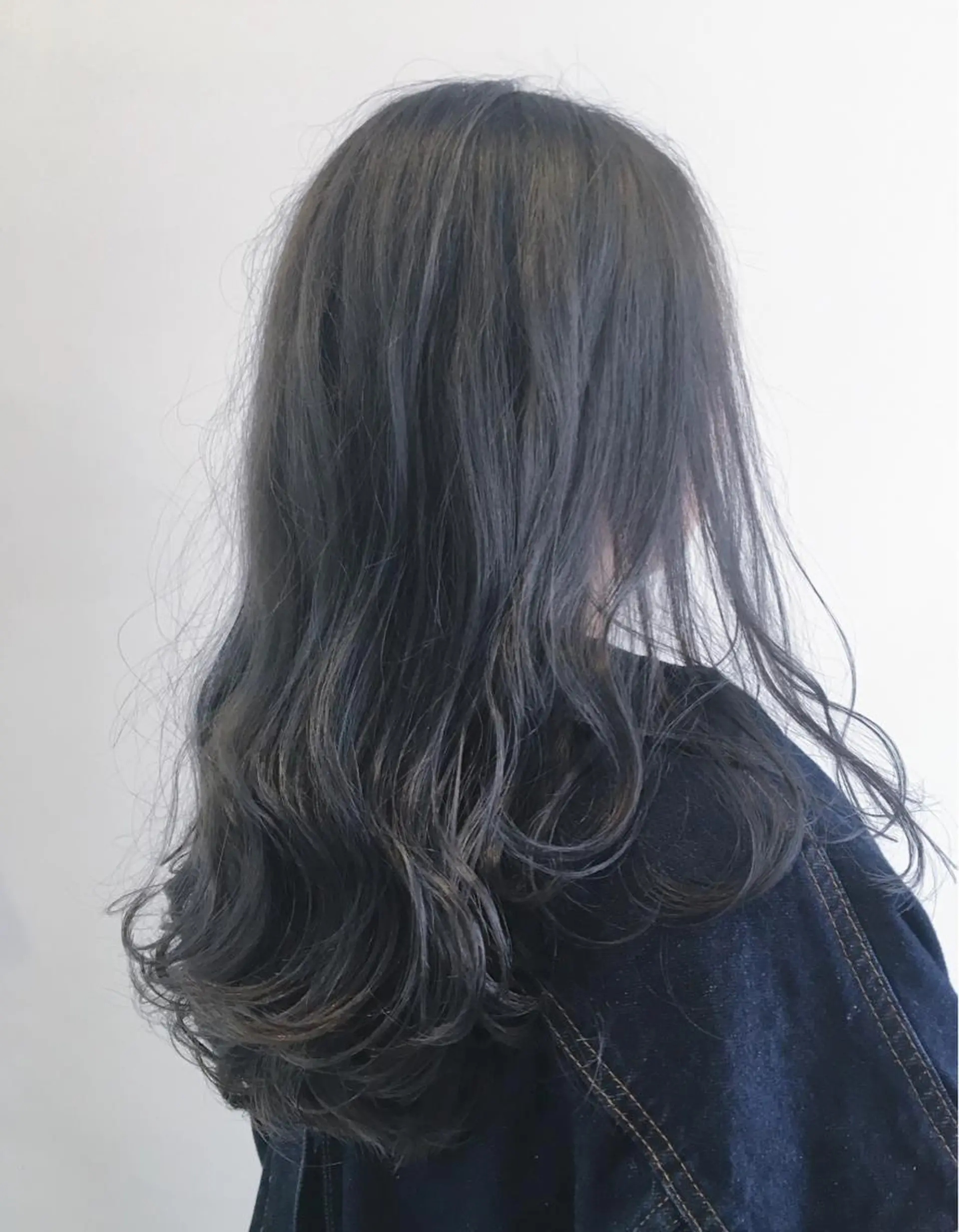 セミロング カラー グレージュ tipi 香椎・千早のヘアスタイル