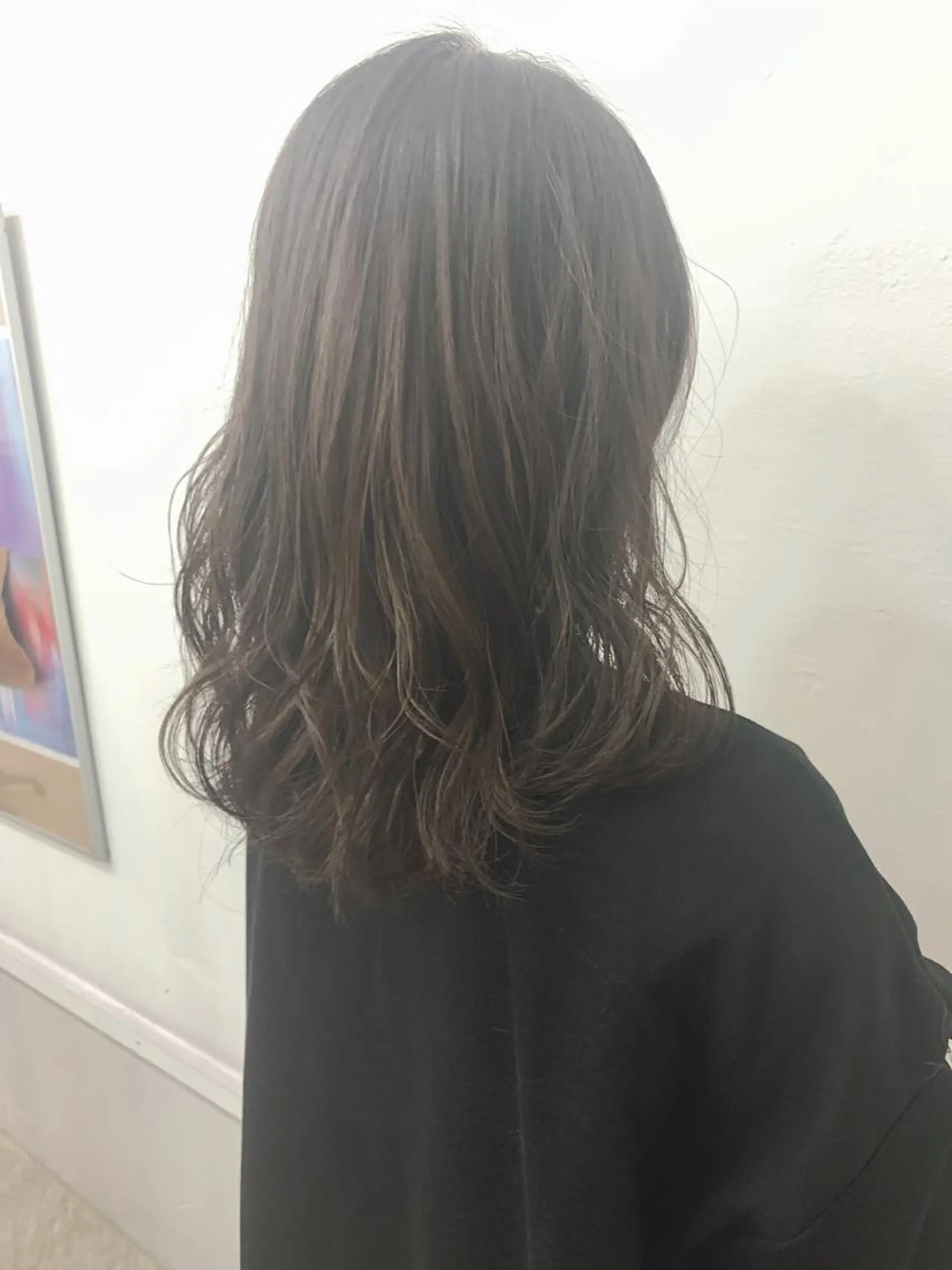 カラー ブラウンカラー カット ヘアカラー chama レイヤーカットのヘアスタイル