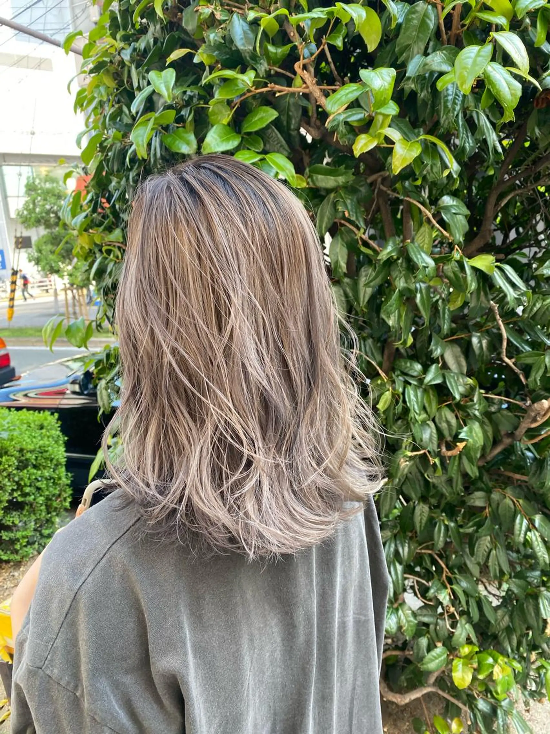 セミロング ヘアカラー トリートメント TRUCK トラックのヘアスタイル