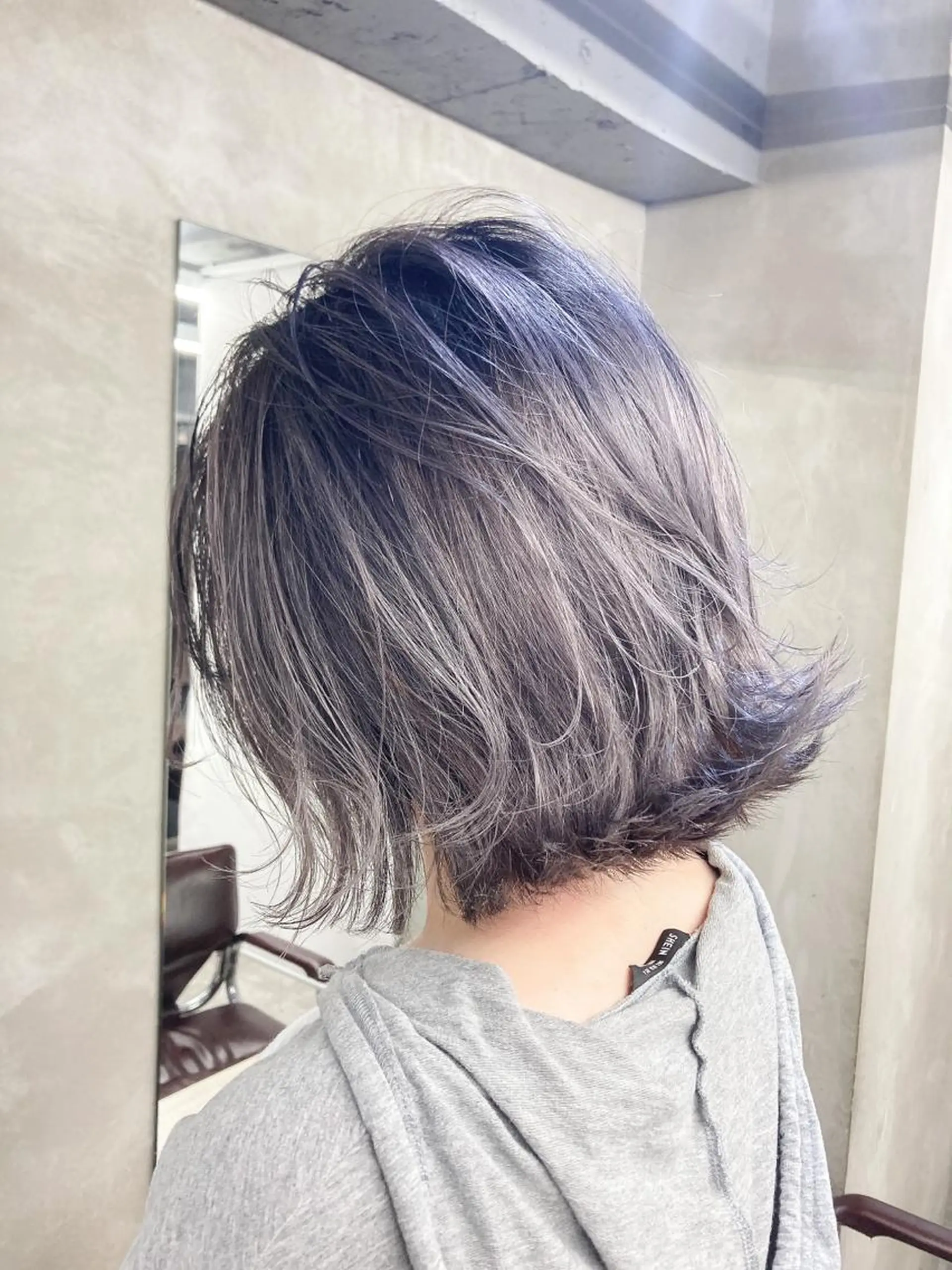 ショート カラー ハイトーンカラー 🏆ハッシュカット× 髪質改善🏆カイトのヘアスタイル