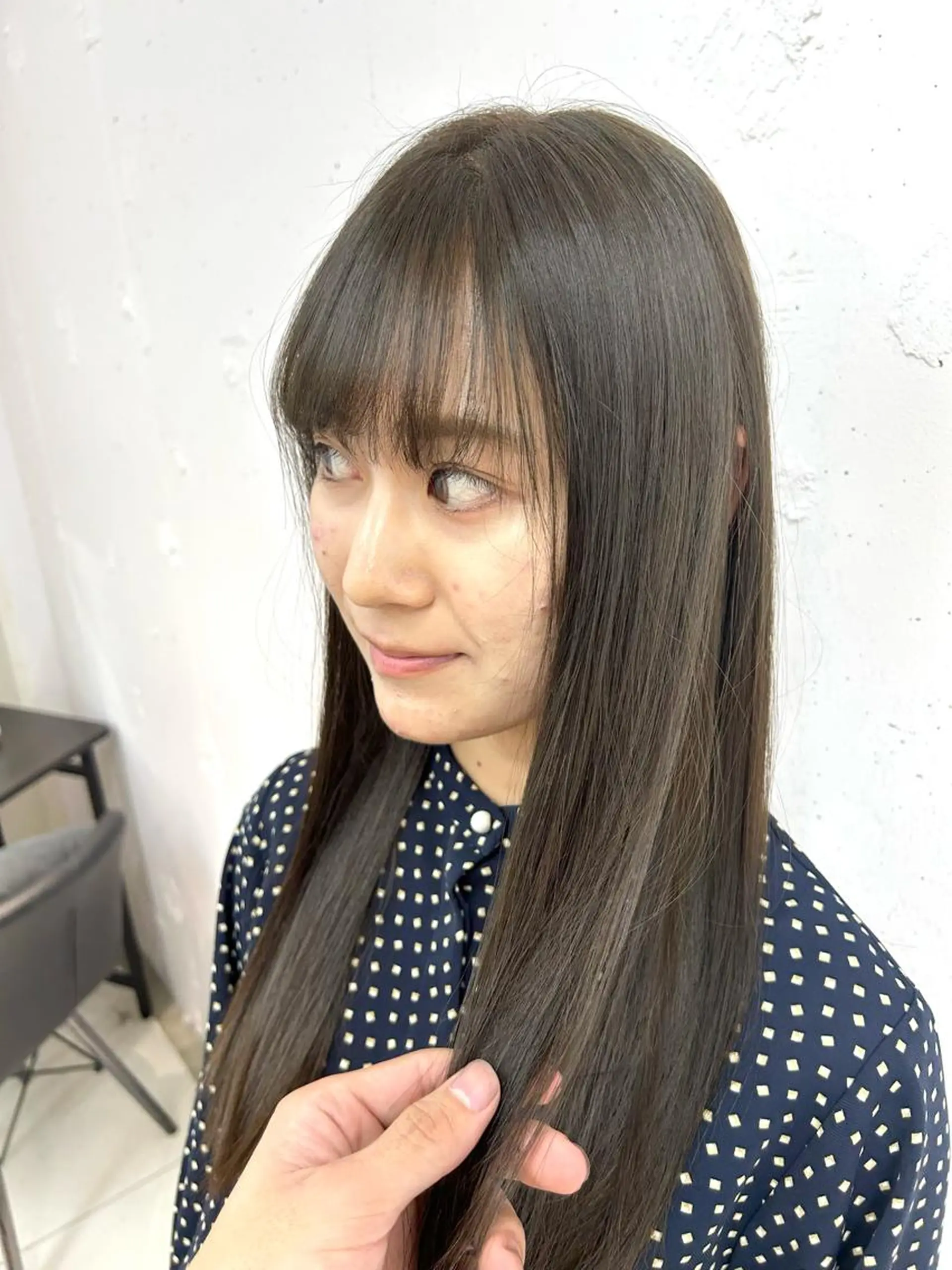 セミロング vain(ヴェイン)所属・レイヤー艶 カラー/kougaのヘアスタイル