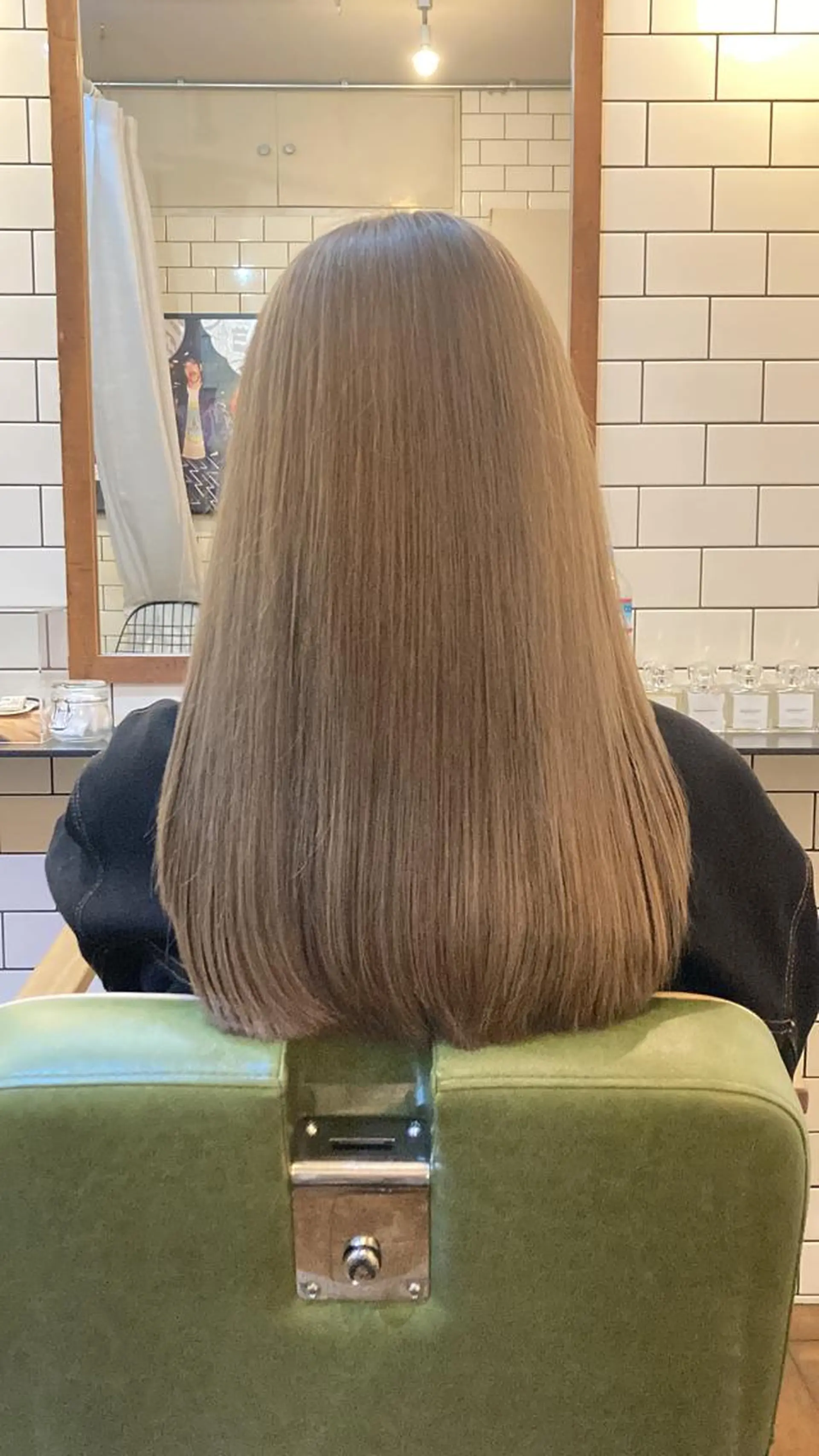 ロング カラー ベージュカラー ブリーチ ケアブリーチ ミルクティーベージュ 似合わせショート💚 ヘイリーボブ/井上翔のヘアスタイル