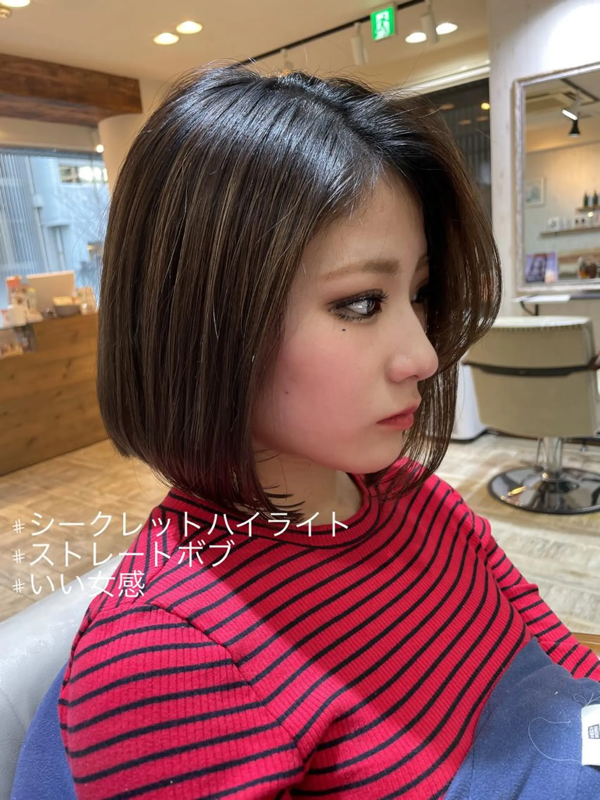 ショート カラー アッシュ ベージュカラー ブルーカラー ブルーグレー ブルーグレージュ 【垢抜け大人髪】 TIARA西山のヘアスタイル