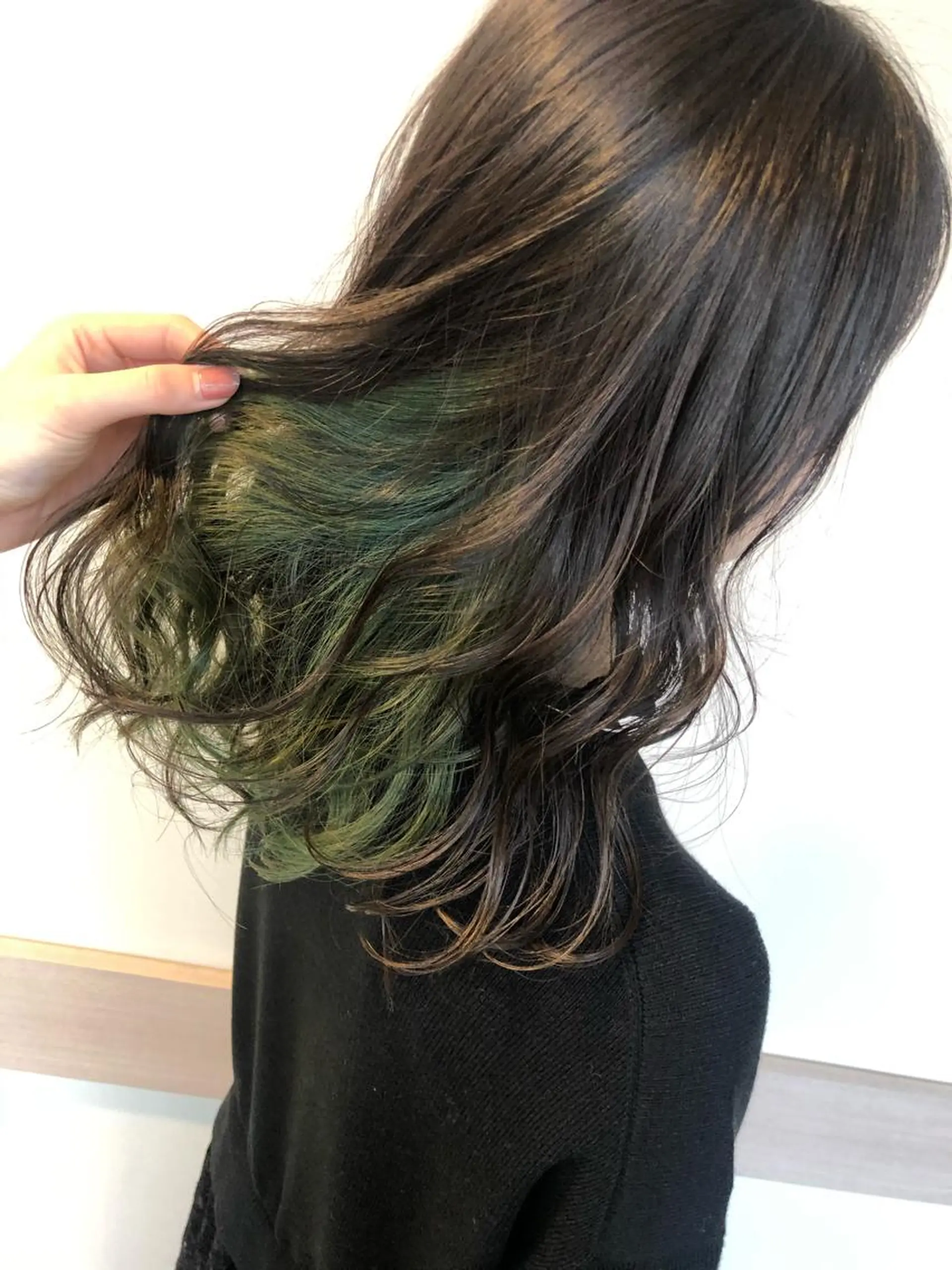 セミロング カラー アッシュ シールエクステ/ 髪質改善💐yuuのヘアスタイル