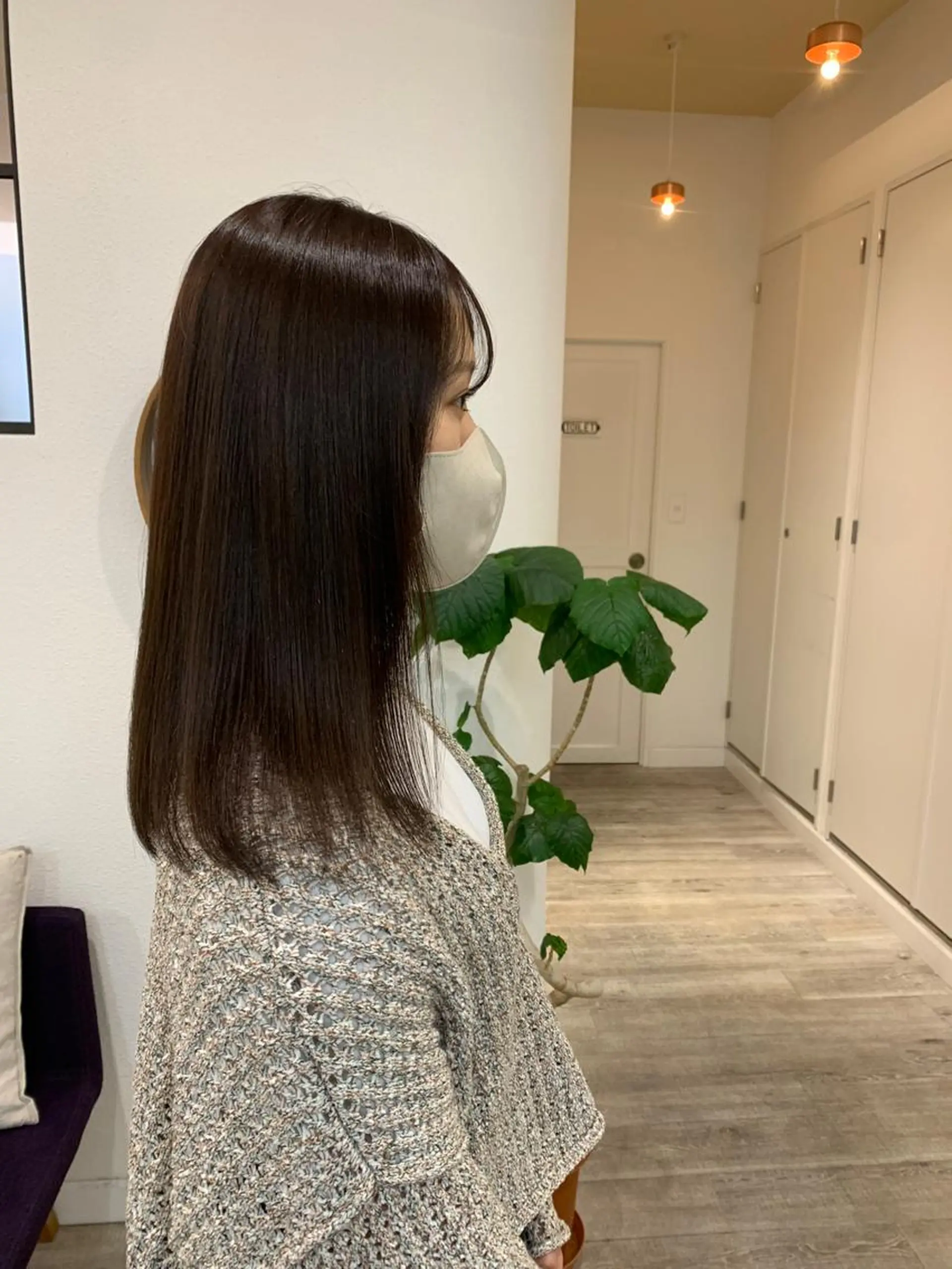 セミロング カラー ブラウンカラー チョコレートブラウン Door代官山所属・詩織/パーマ /代官山のヘアスタイル