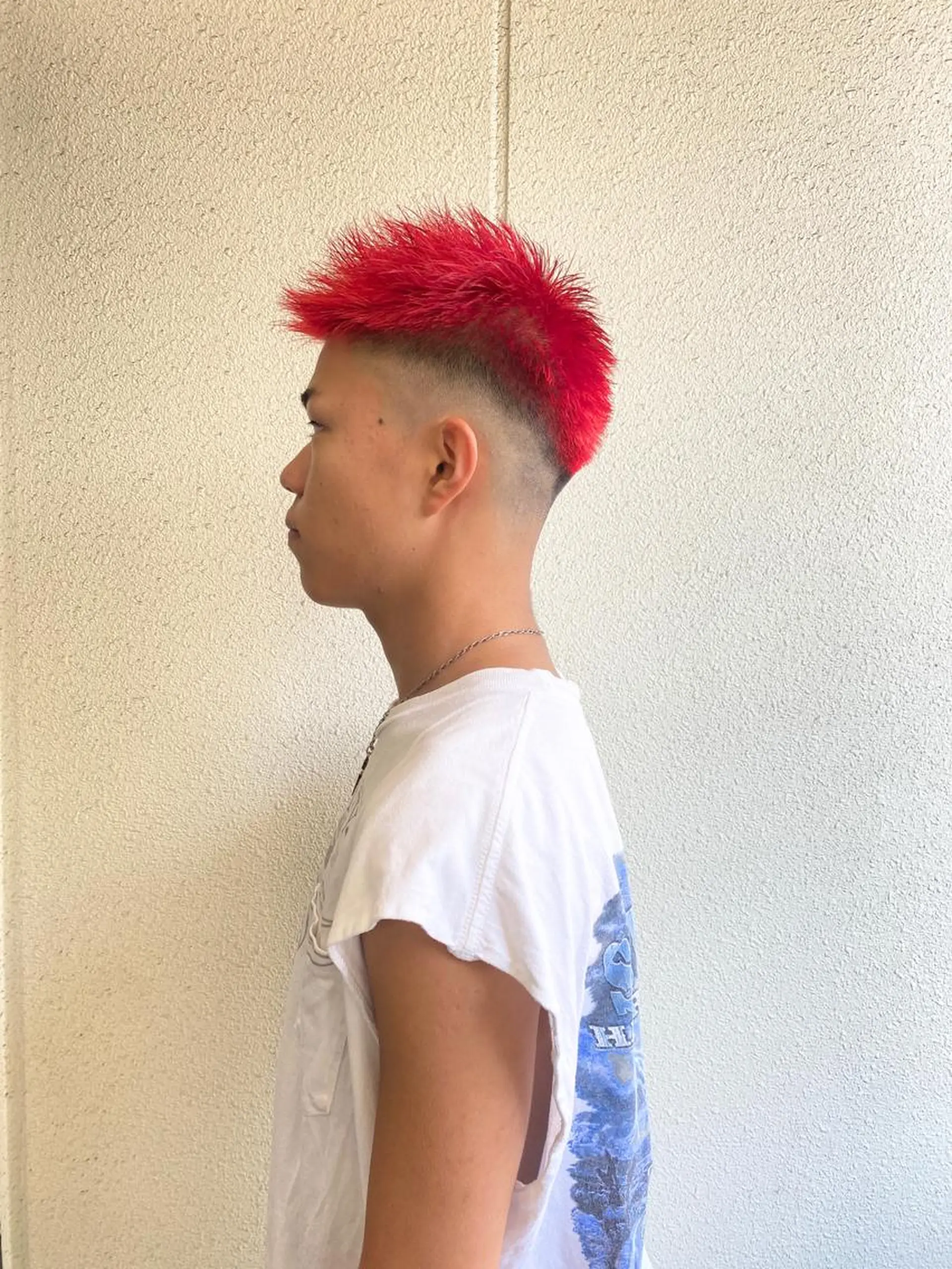 ショート カラー メンズ メンズブリーチ フェードカット モヒカン メンズパーマ メンズショート カット ヘアカラー ボブ/レイヤー/ ウルフ/池澤慎人のヘアスタイル