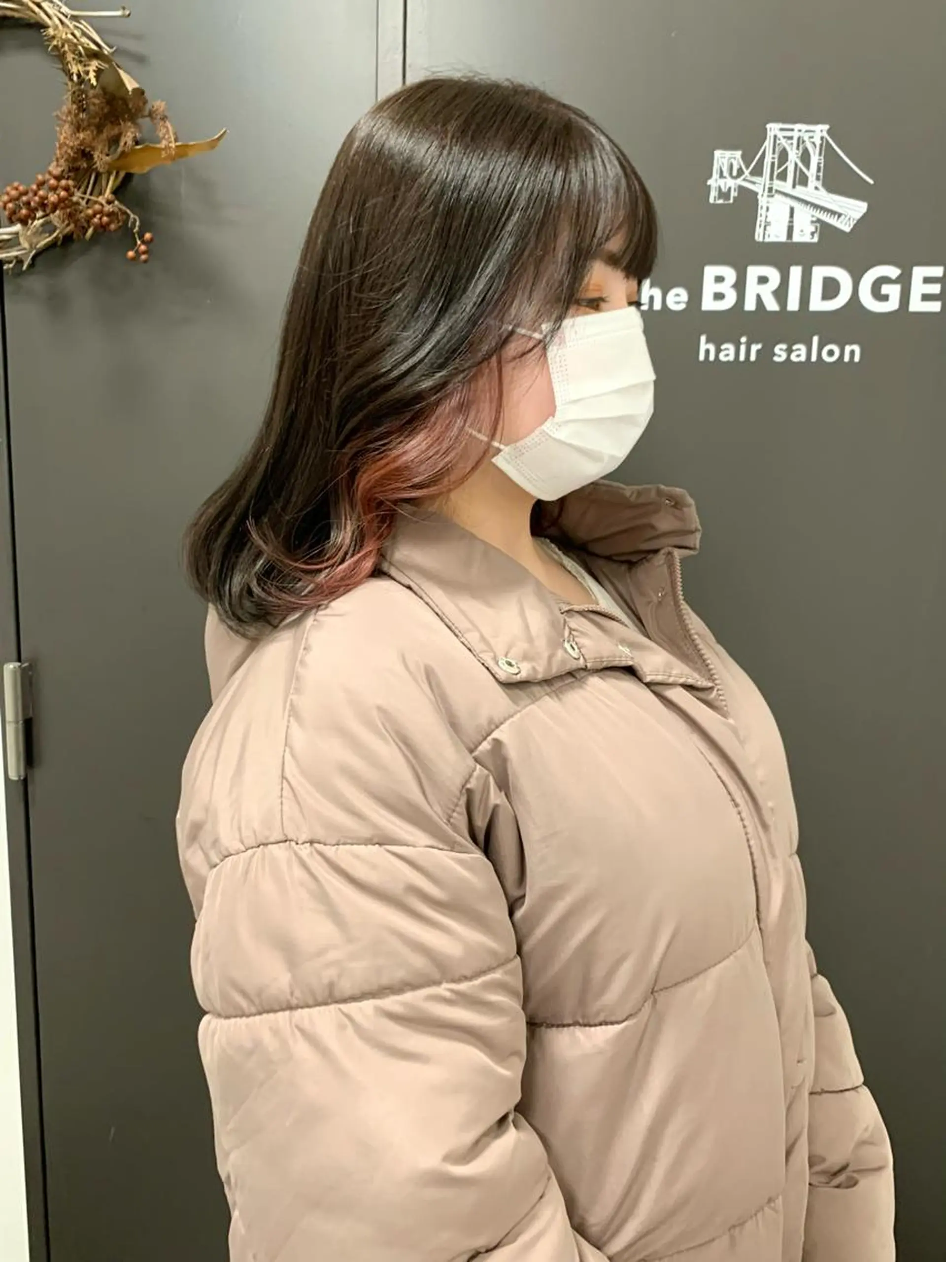 ミディアム カラー ベージュカラー ブラウンカラー グレージュ インナーカラー ピンクカラー 村田 来倖のヘアスタイル