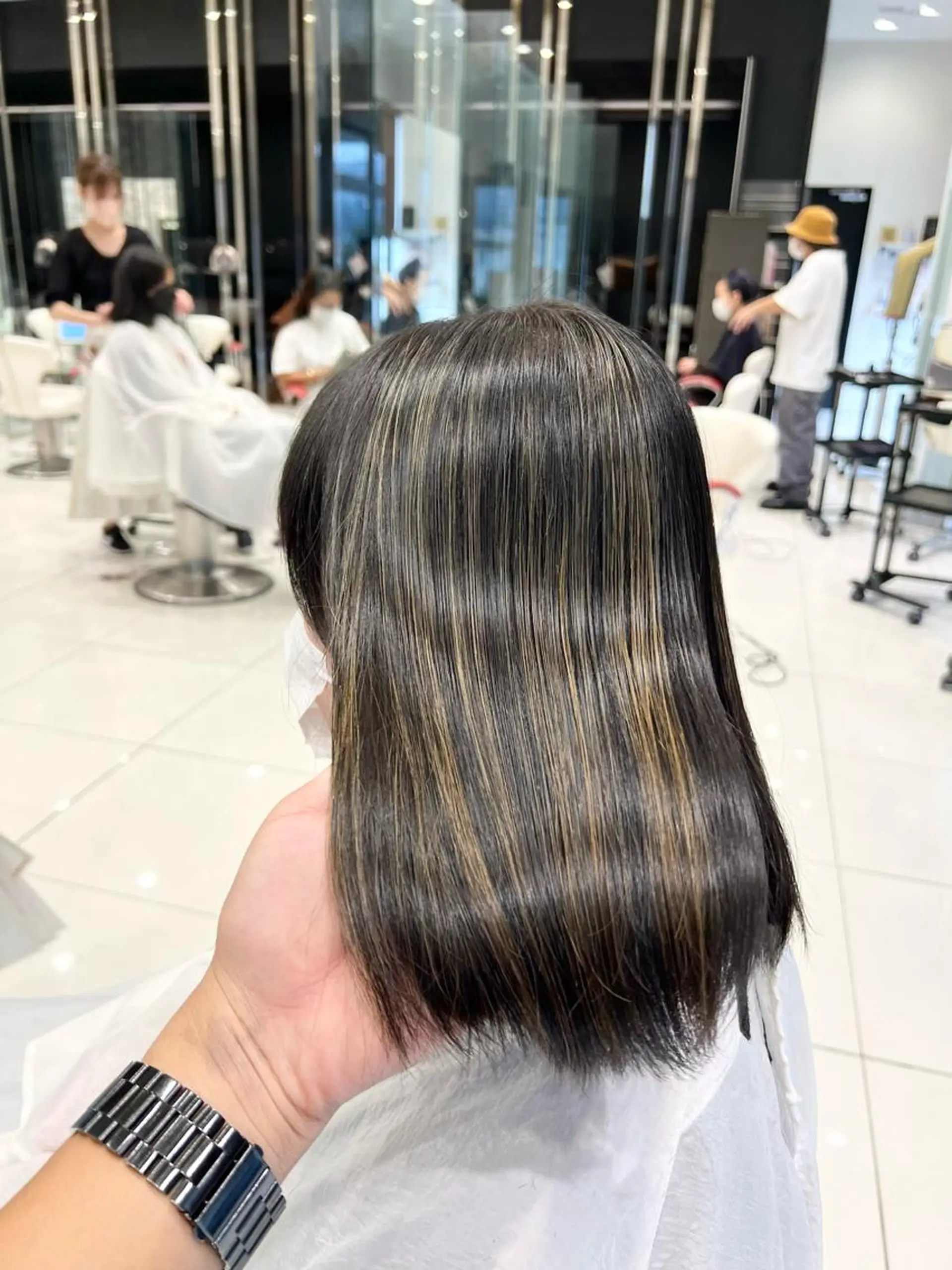 セミロング 髪質改善 NEW Open‼️ SOI サタクのヘアスタイル