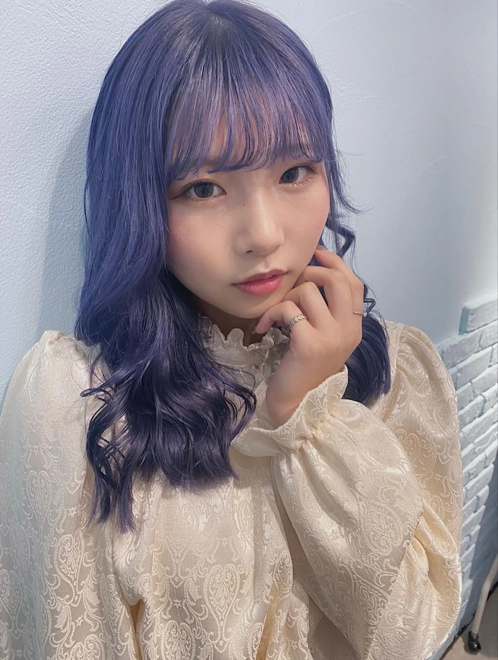 ロング カラー ヘアアレンジ 寒色アイドルカラー JUNOチナツのヘアスタイル