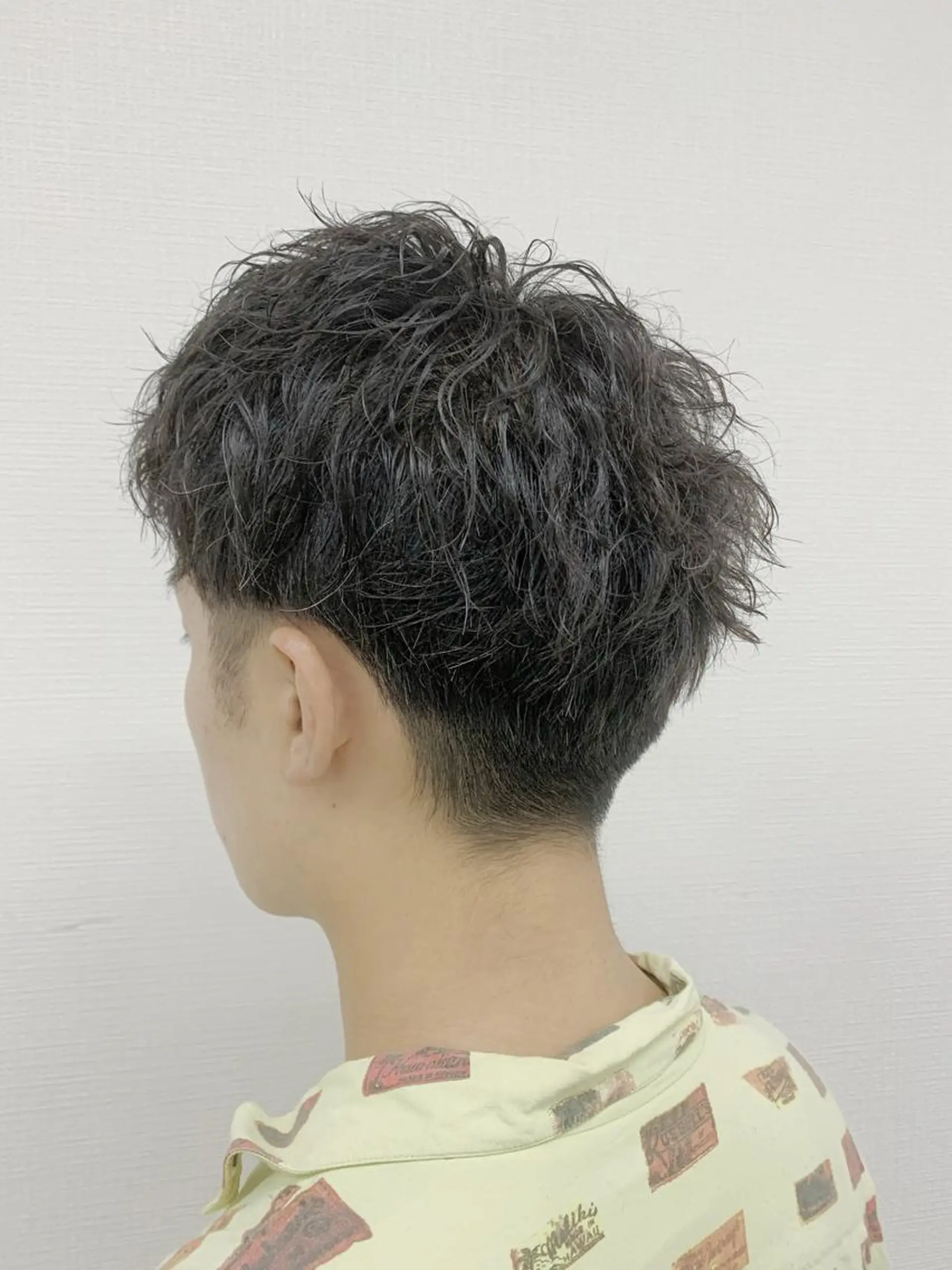 ショート パーマ メンズ カット パーマ ゲーマー美容師 KENTOのヘアスタイル