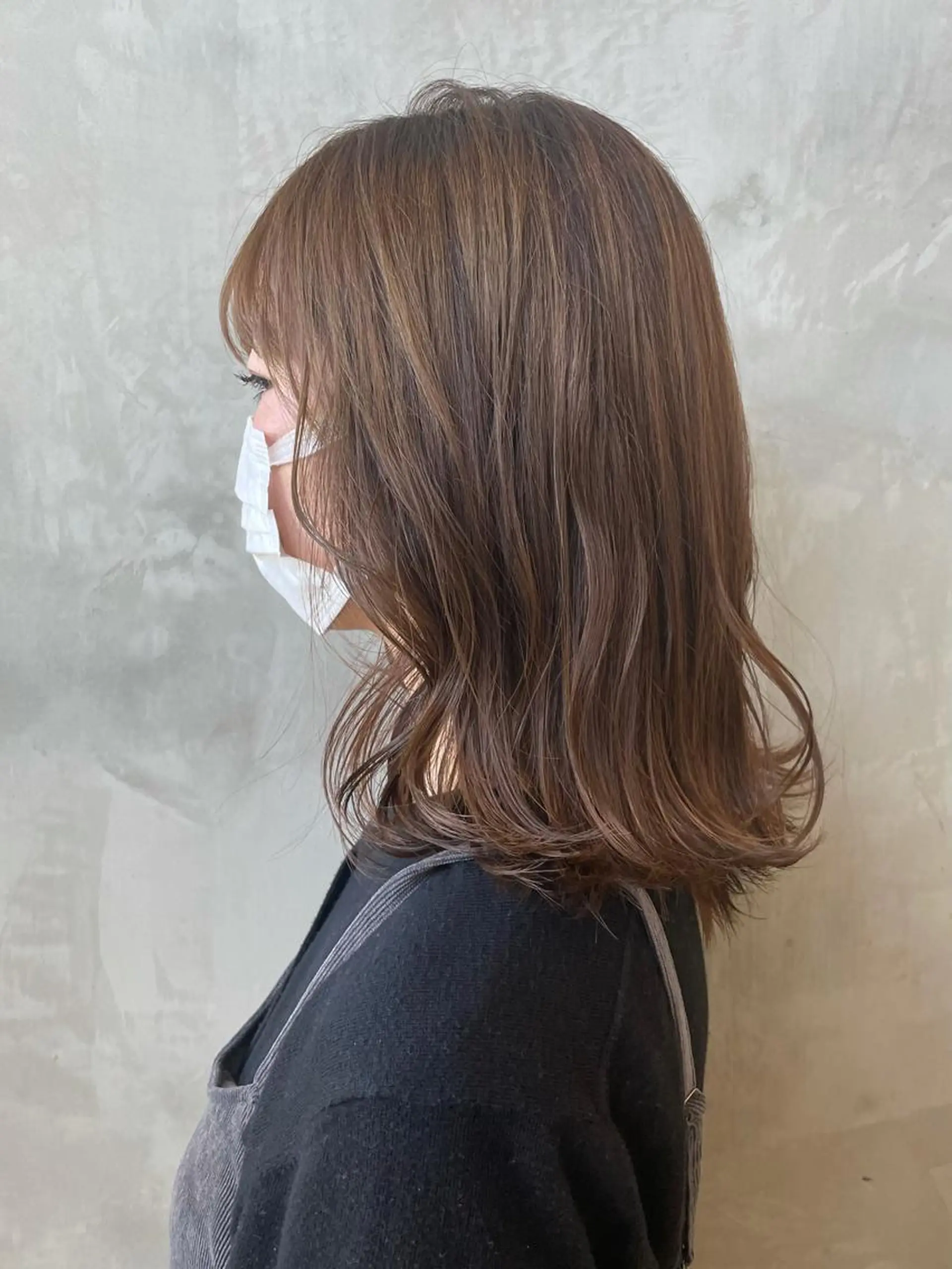 ミディアム カット ヘアカラー トリートメント HAVANA MIZUKIのヘアスタイル