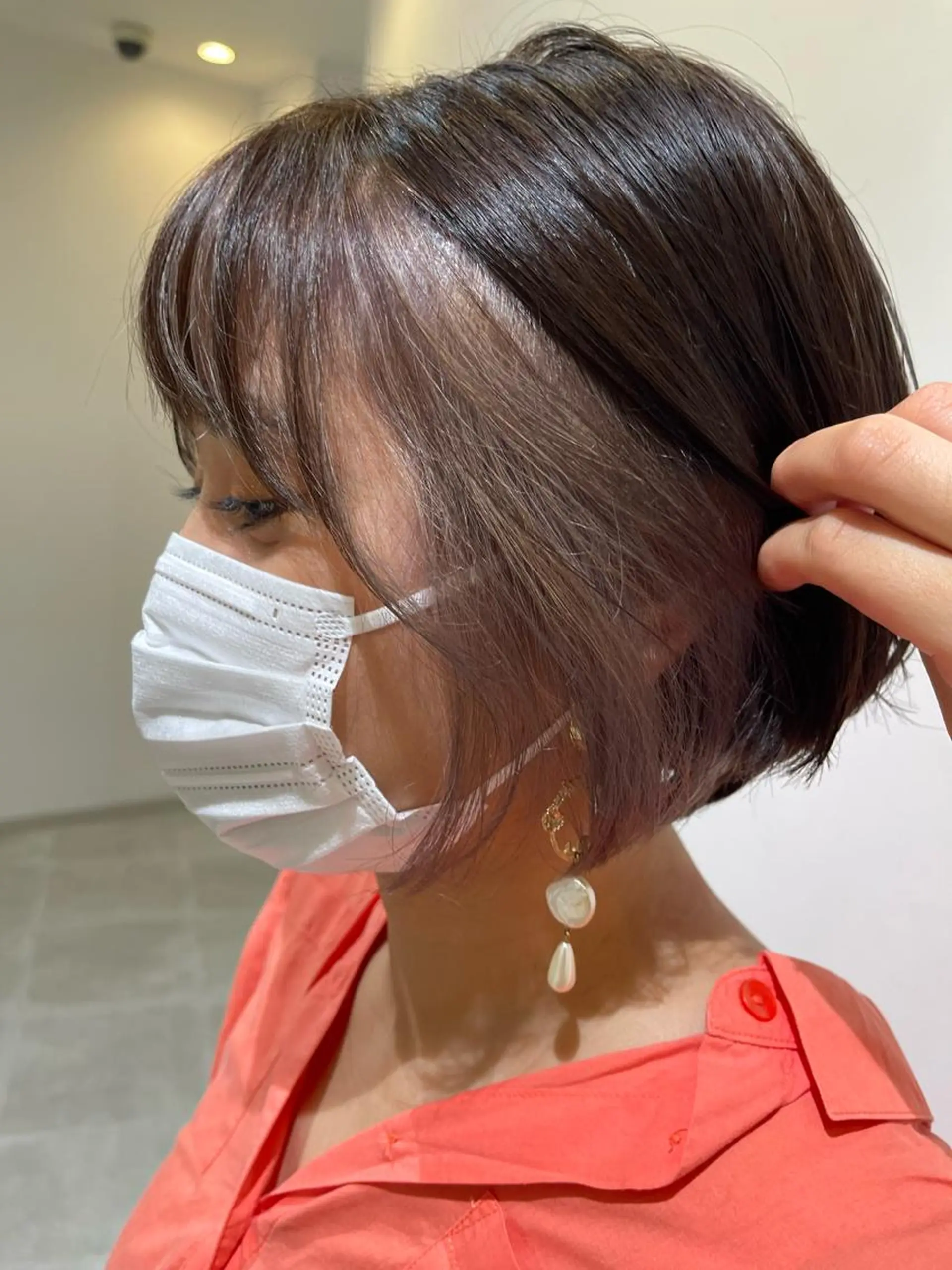 ショート カラー ミストバング ベージュカラー  フェイスフレーミング 顔周りカット 由比藤理子 ブリーチカラー🌈のヘアスタイル