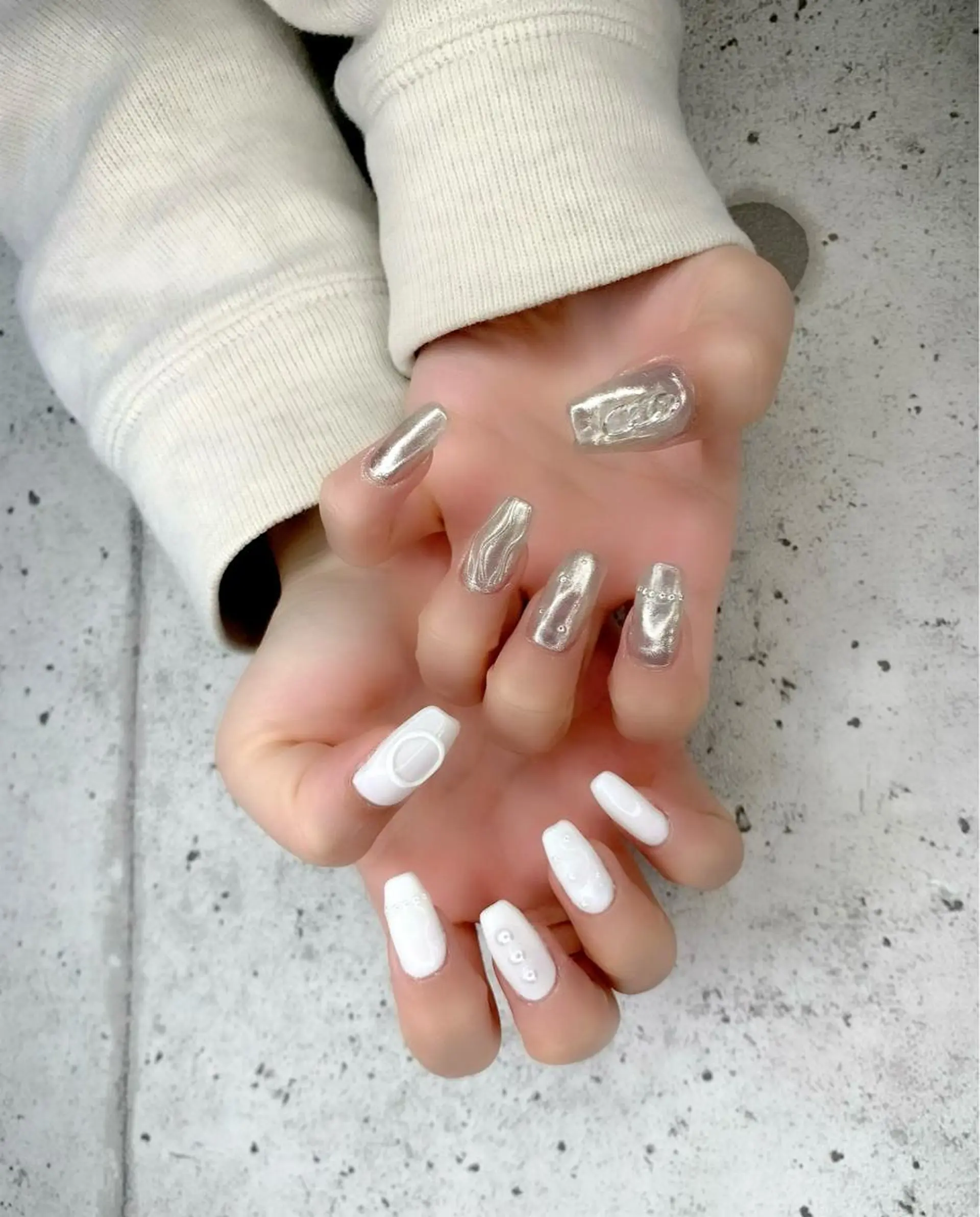 ネイル ミラーネイル Nail Salon　Ｋのネイルデザイン