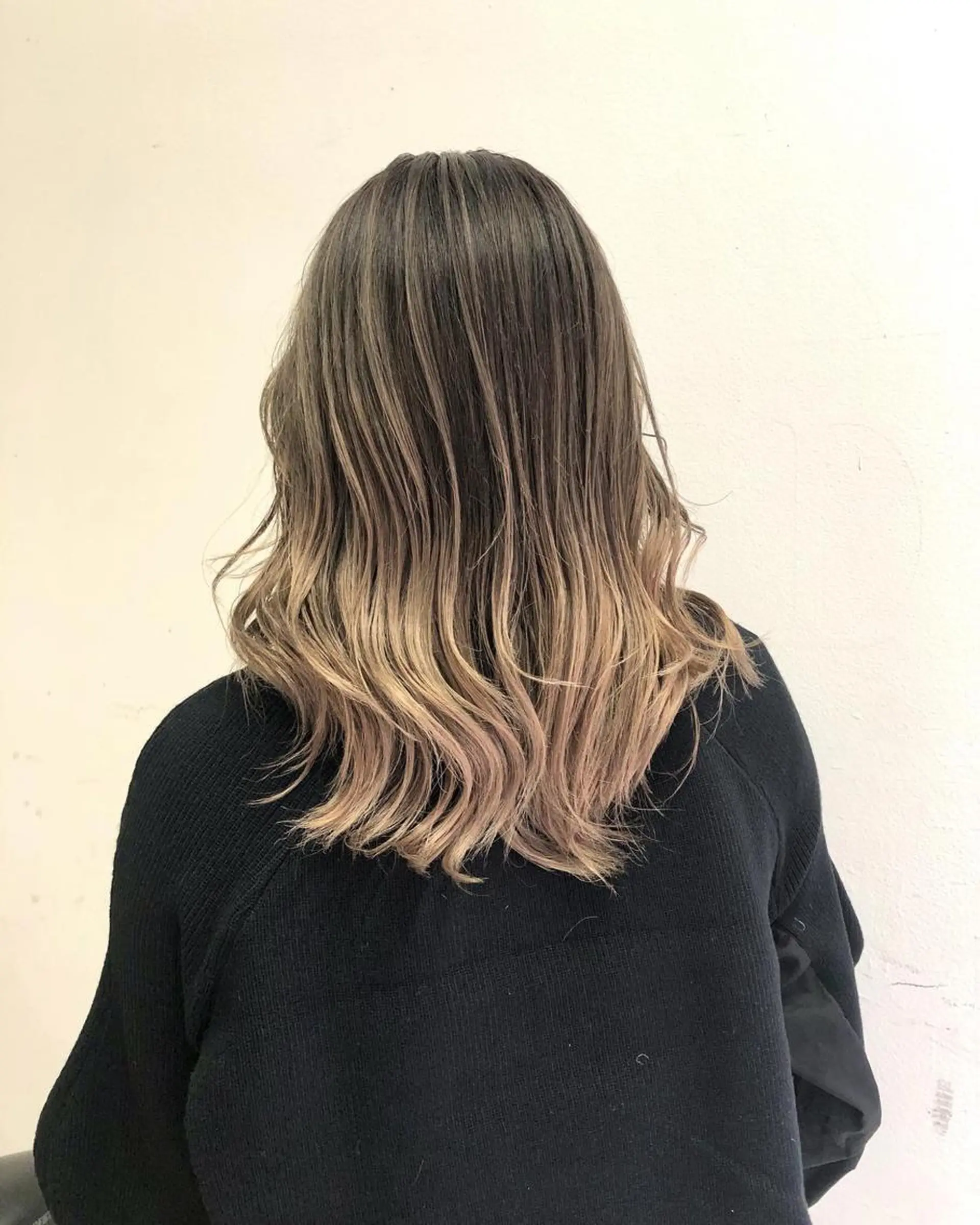 セミロング カラー ヘアカラー トリートメント Tao所属・藤川 大智のヘアスタイル