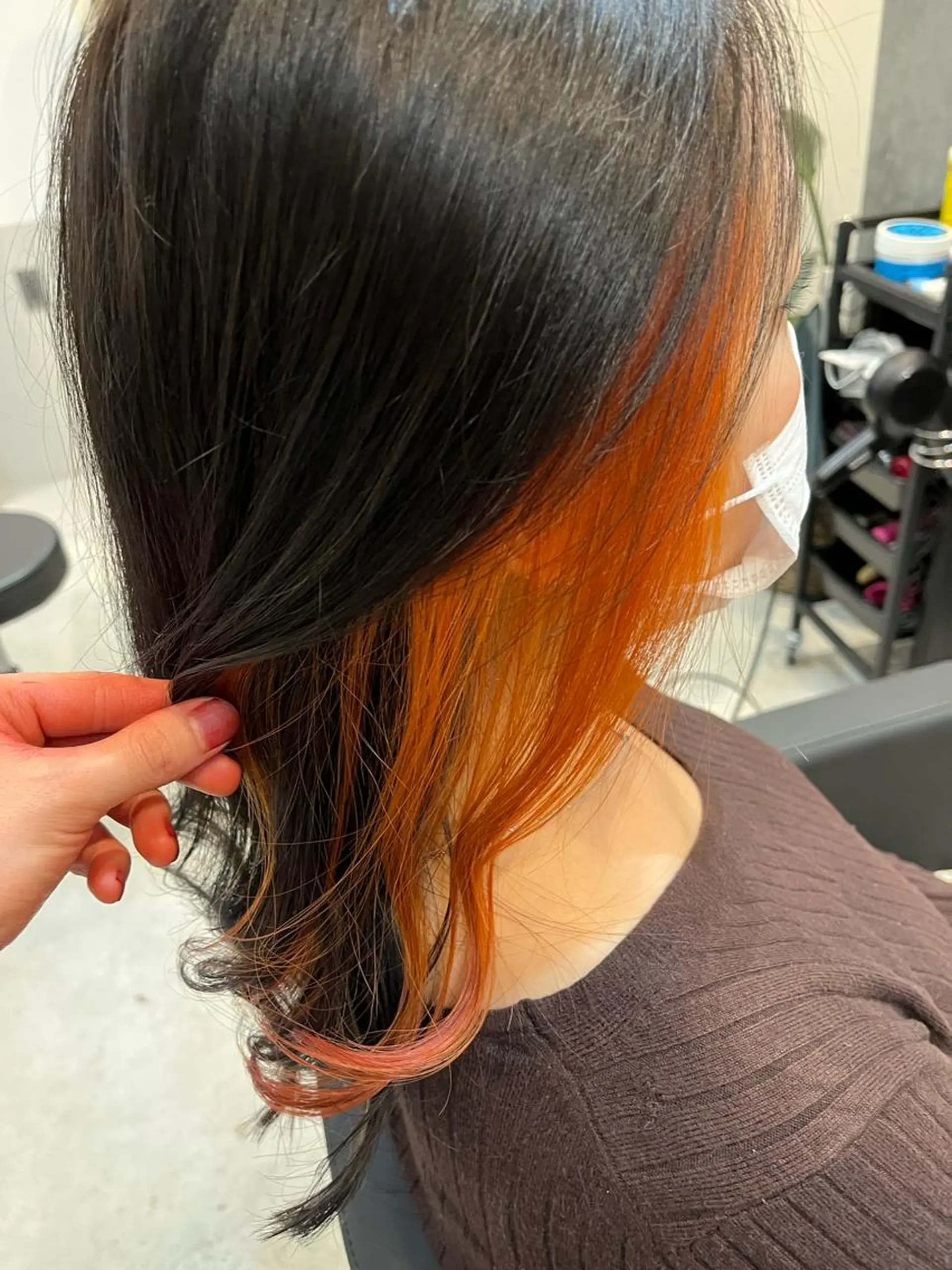セミロング カラー インナーカラー オレンジ カット ヘアカラー トリートメント neon  hair亀戸店所属・🌈neonhair 透明感✨カラー🌈のヘアスタイル