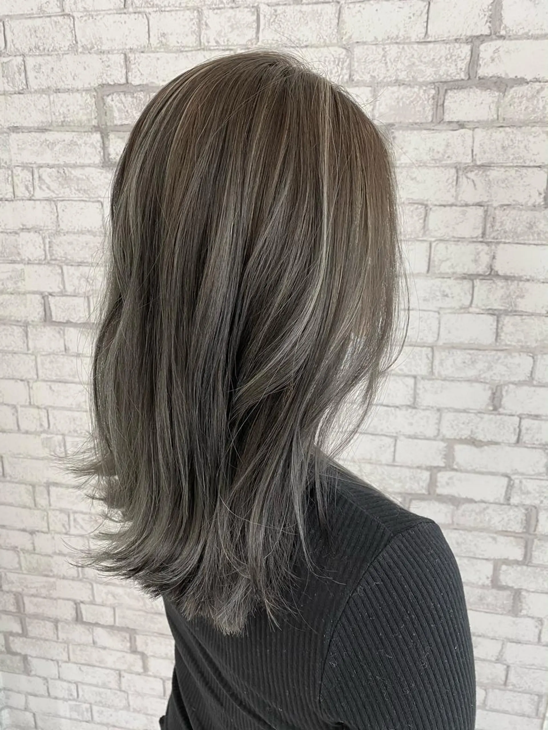ミディアム ハイライト ショートが得意✂️ 藤城建太のヘアスタイル