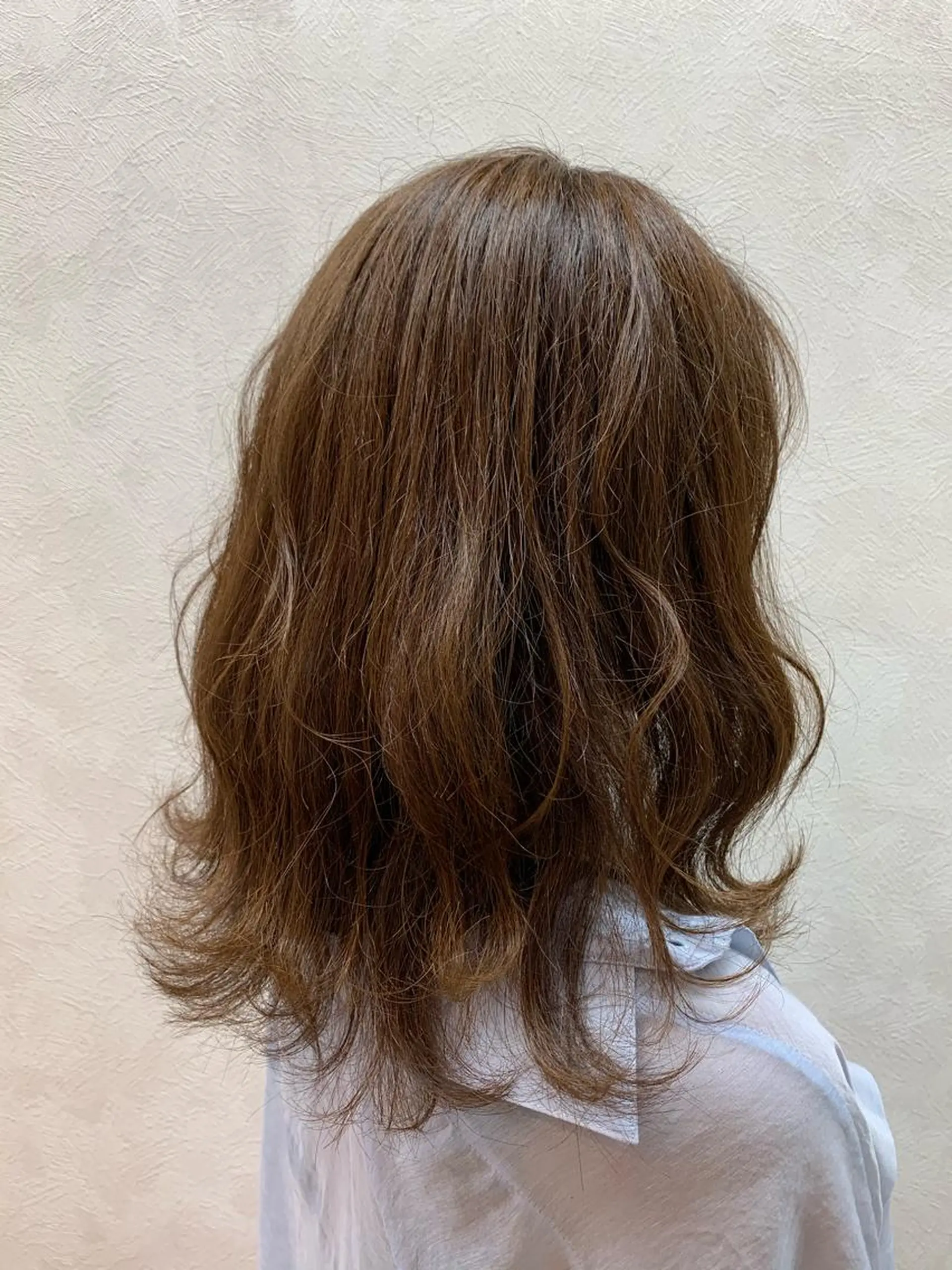 セミロング カラー ヘアアレンジ ヘアカラー トリートメント 加藤（旧姓　今竹） 遥花のヘアスタイル