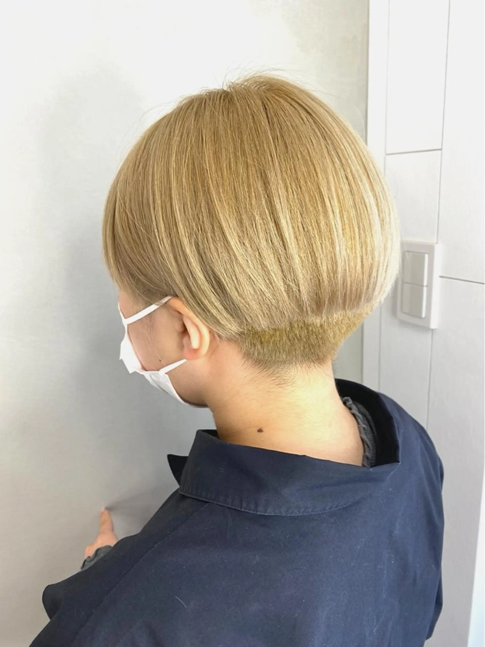 カラー ブロンド MUK ムクのヘアスタイル