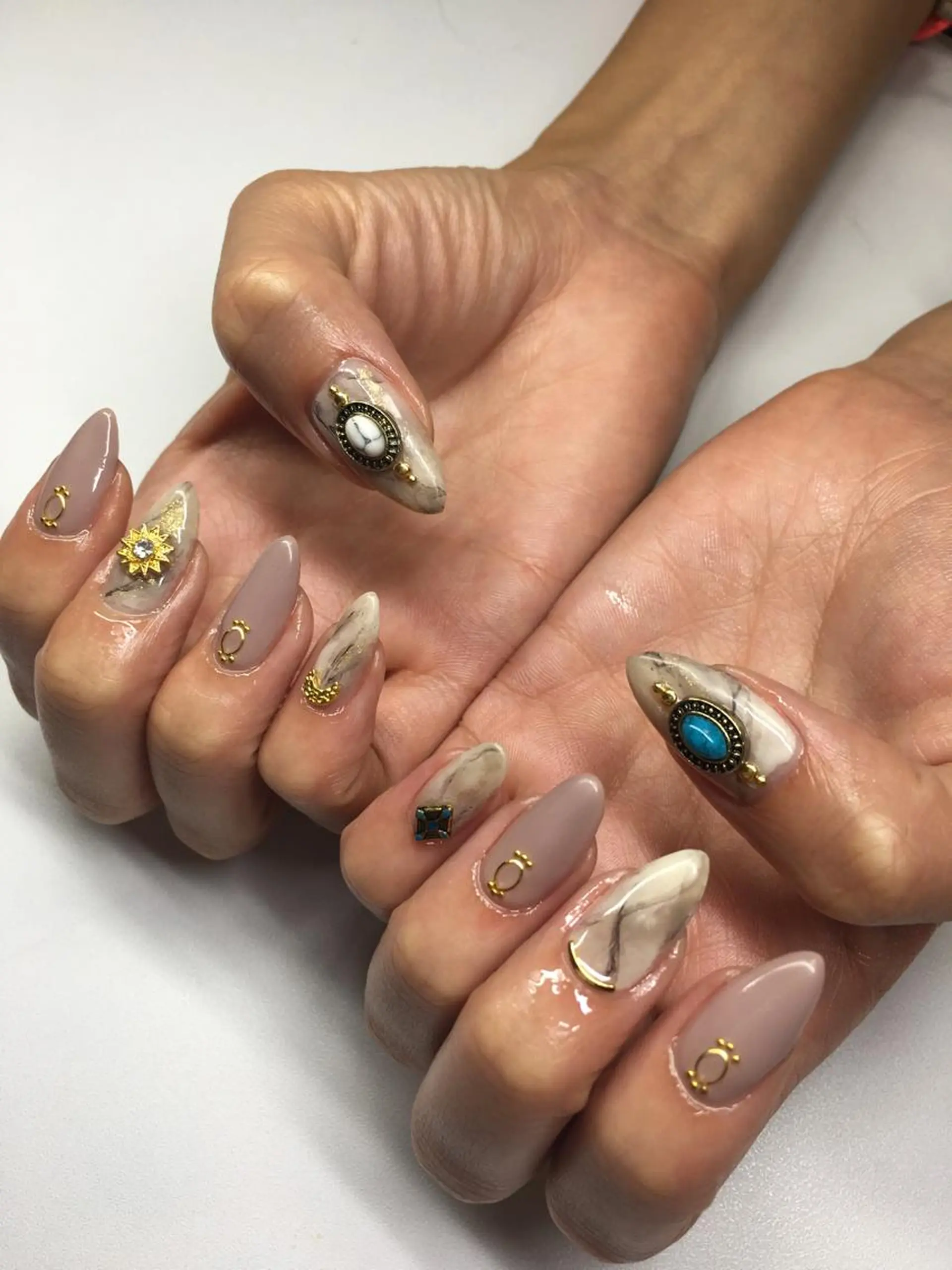 ネイル ジェルネイル 大理石ネイル(マーブル) 持ち込み ハンドネイル glow_ nailのネイルデザイン