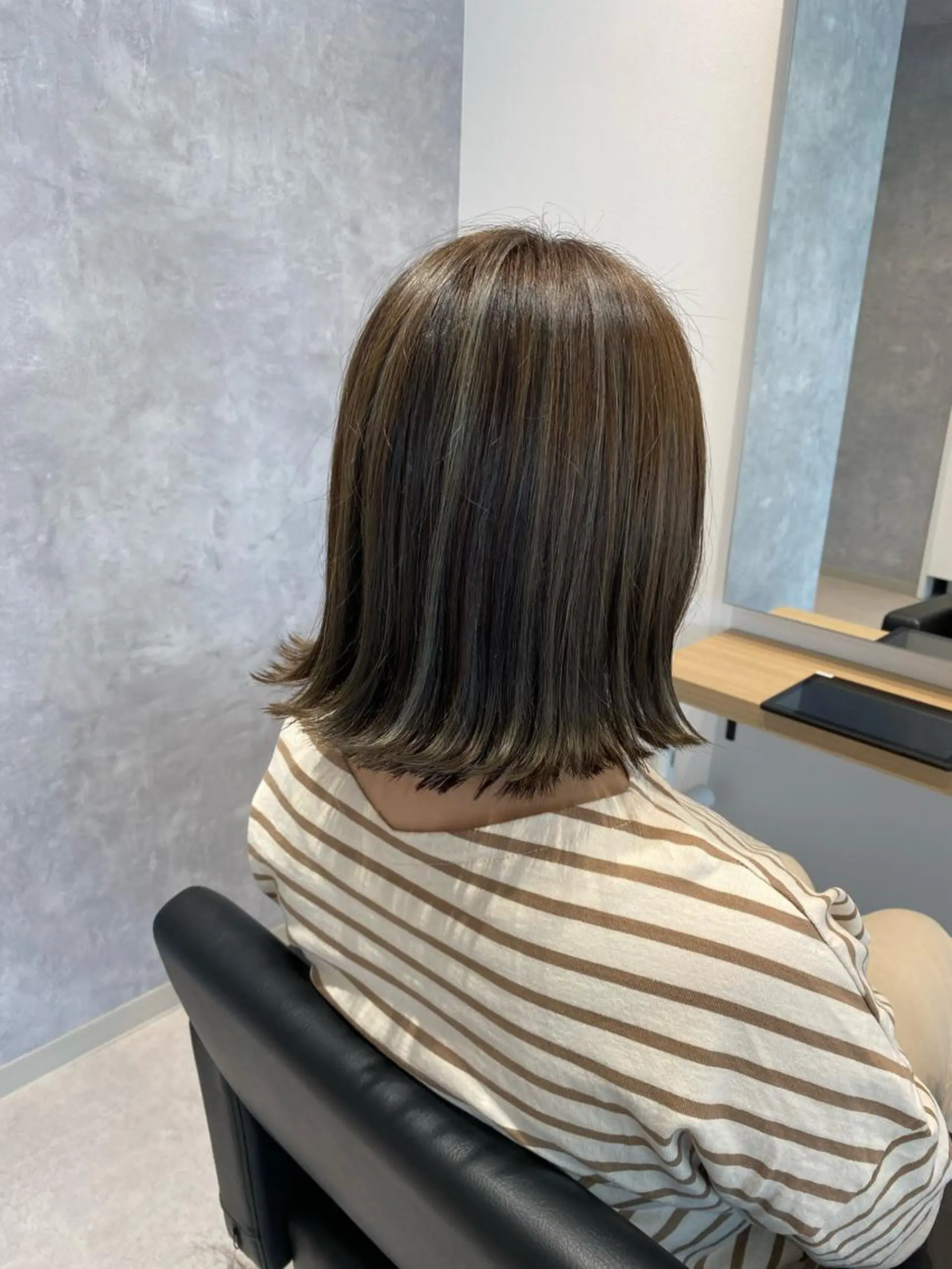 ミディアム カラー ハイライトカラー ハイライト Hair Ange伊達店所属・山口 美緒のヘアスタイル