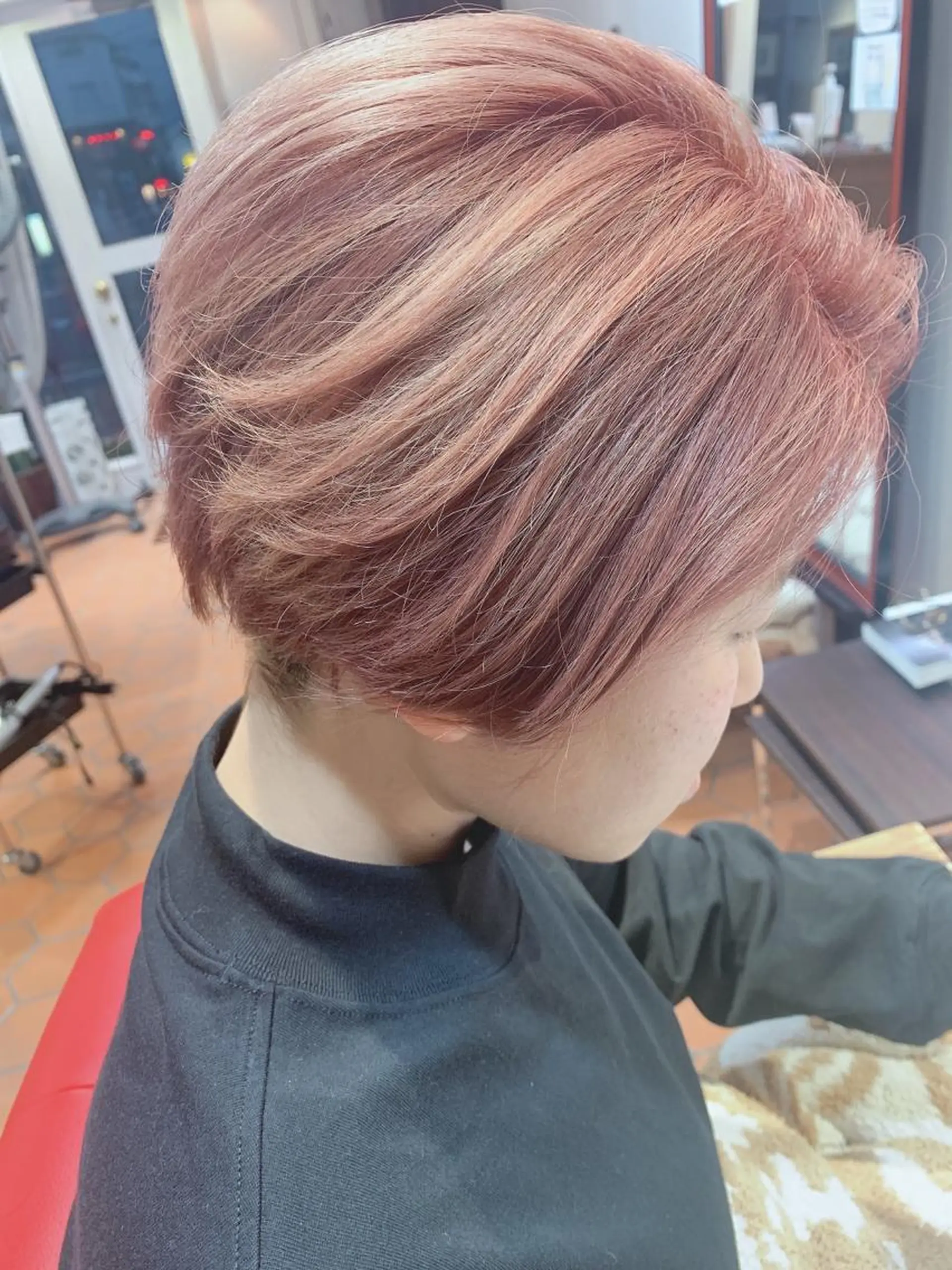 ショート カラー パーマ ヘアアレンジ メンズ キッズ ヘアカラー トリートメント カラーワールドカンナヘアーメゾン所属・北出 沙也加のマツエク・マツパデザイン