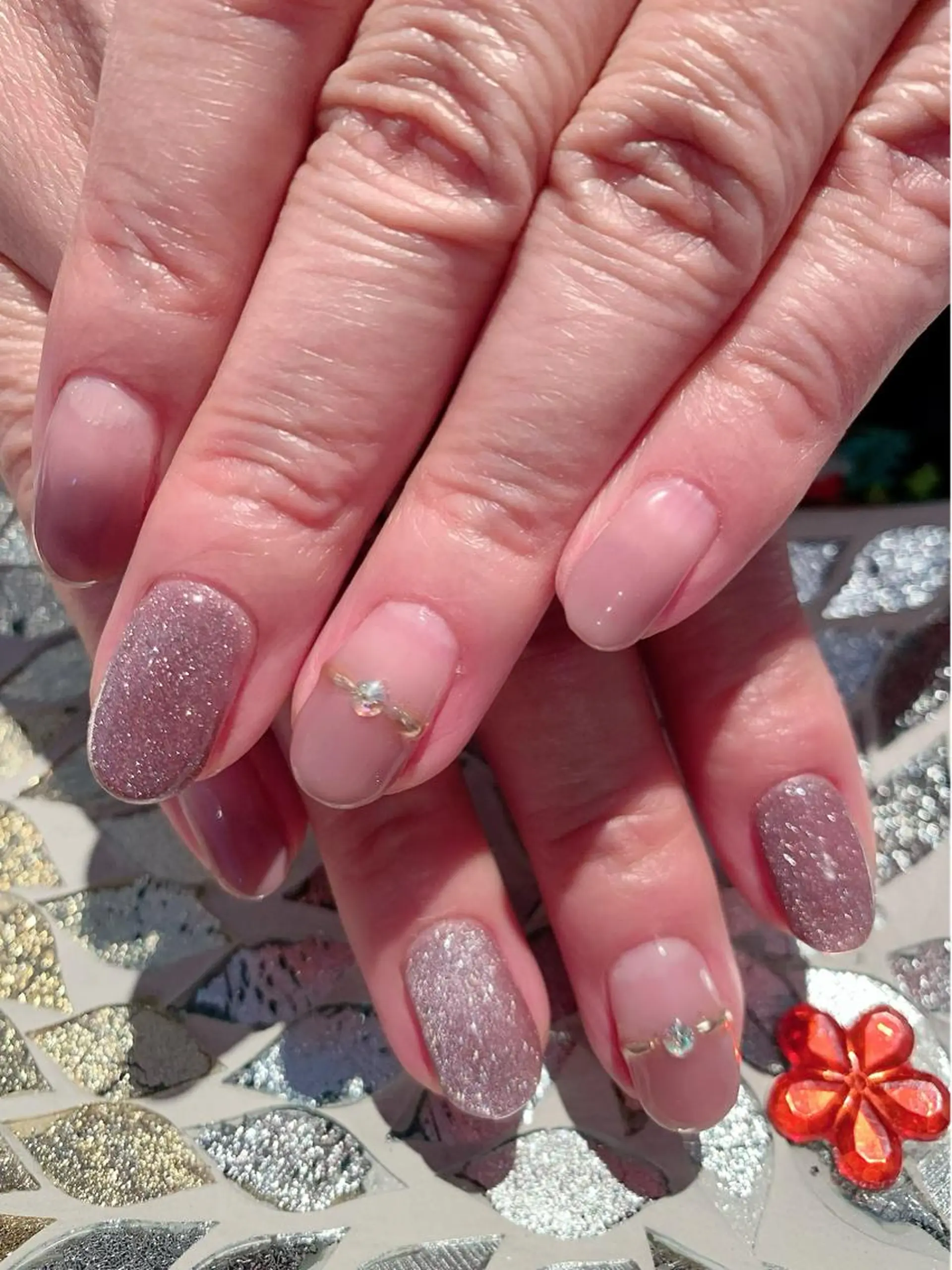 ネイル アトリエKT-2所属・ナルサワ トモミのエステ・リラクイメージ