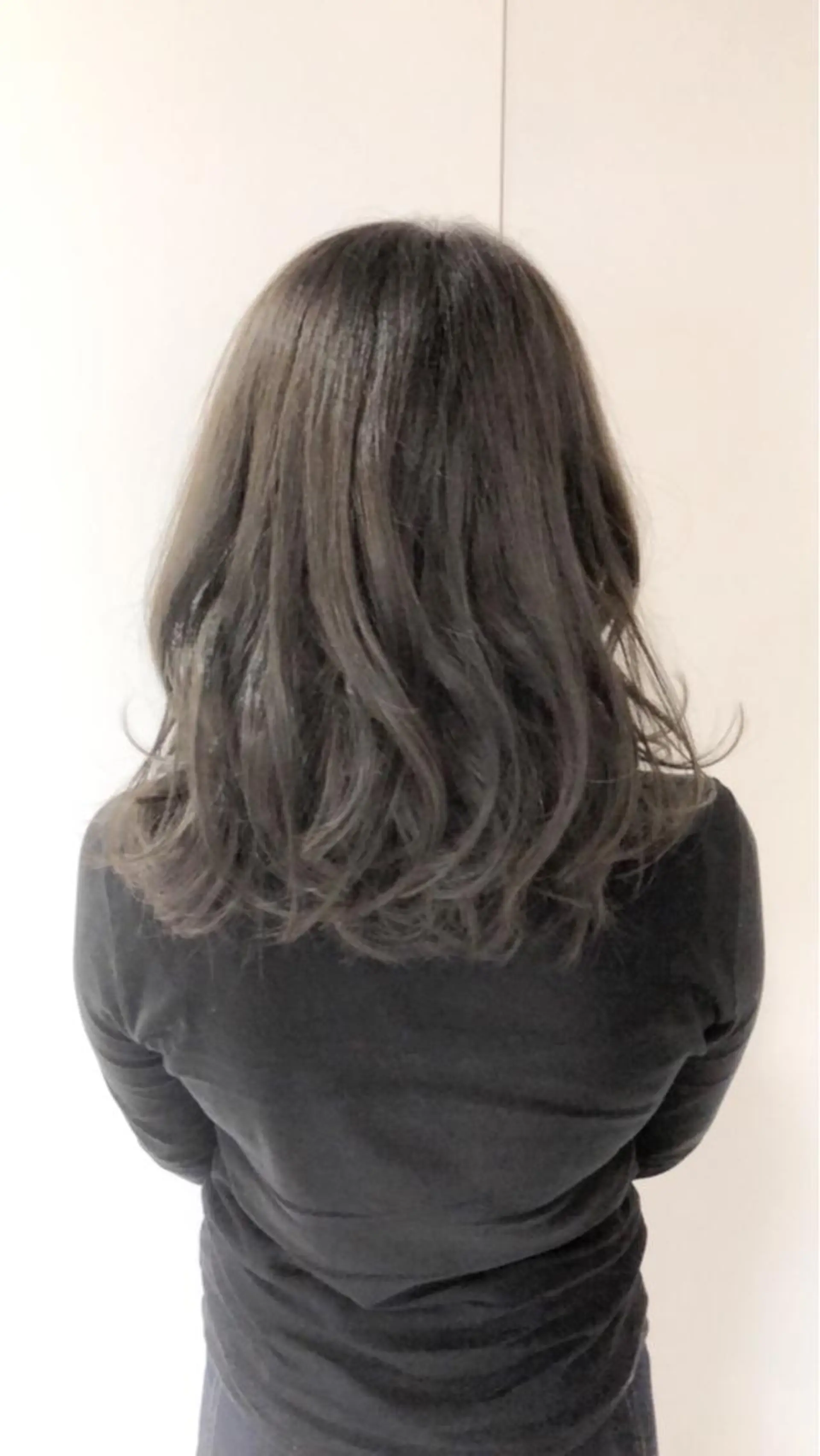 ロング カラー ブリーチ グレージュ ブリーチなしカラー ヘアカラー トリートメント エフェクトブリーチ エクステhiroのヘアスタイル