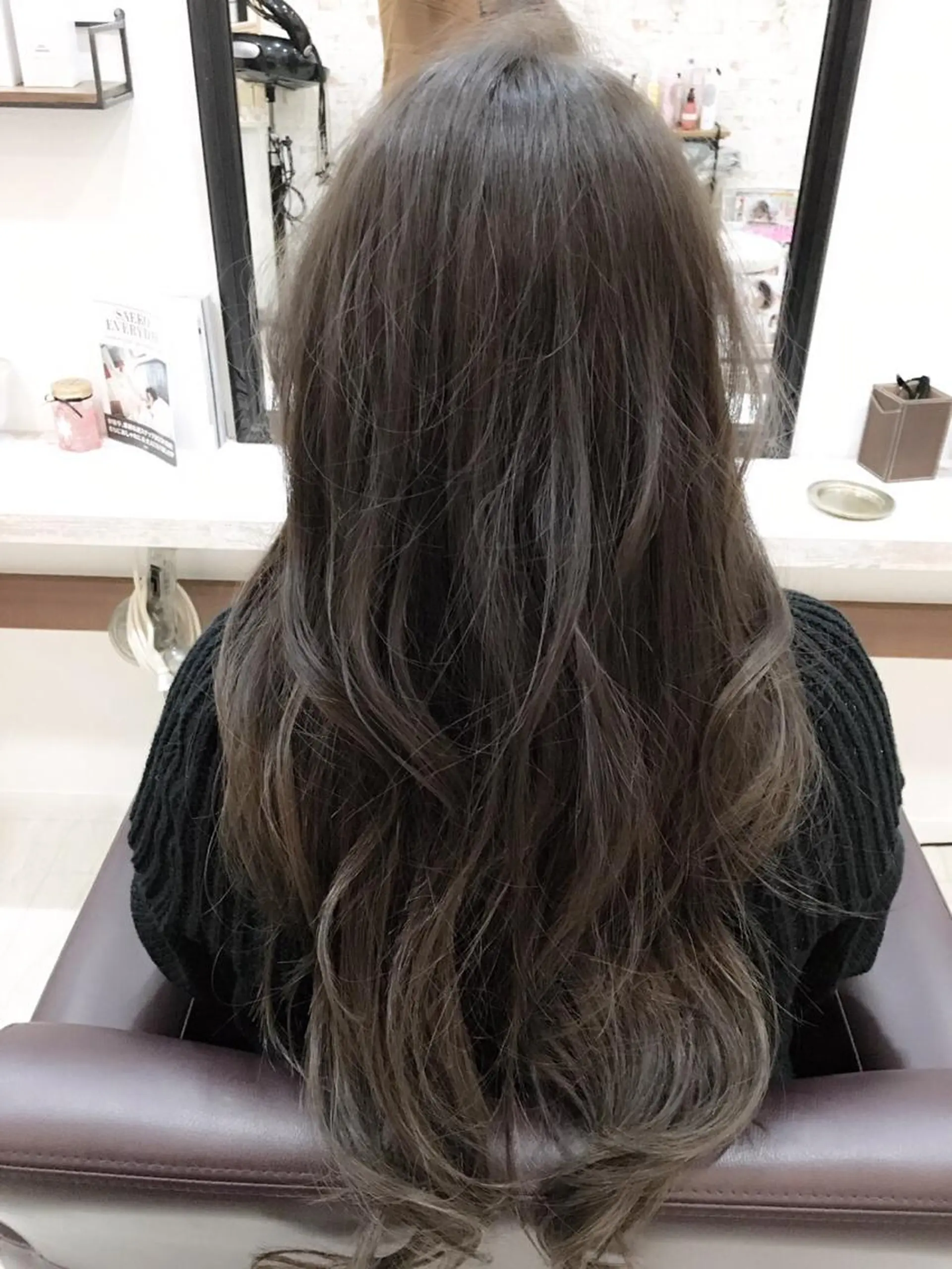 ロング カラー ヘアカラー トリートメント Lucet所属・糸井 一輝のヘアスタイル