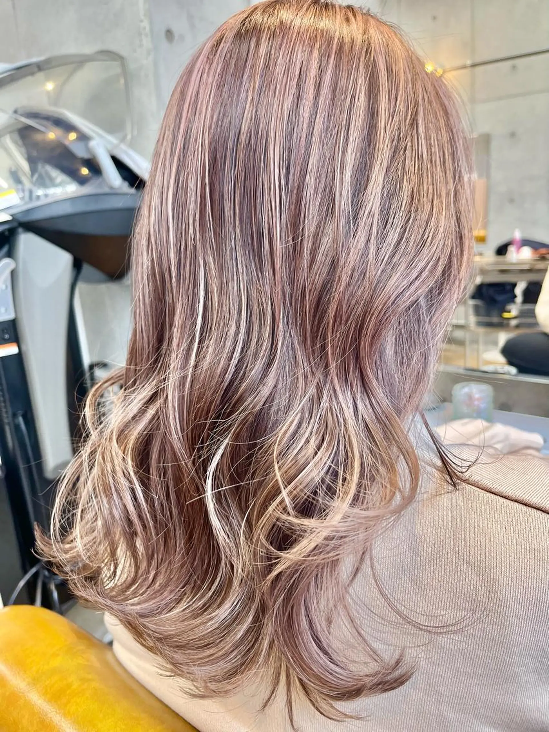 ロング カラー カコ/レイヤーカット ヘアアレンジのヘアスタイル