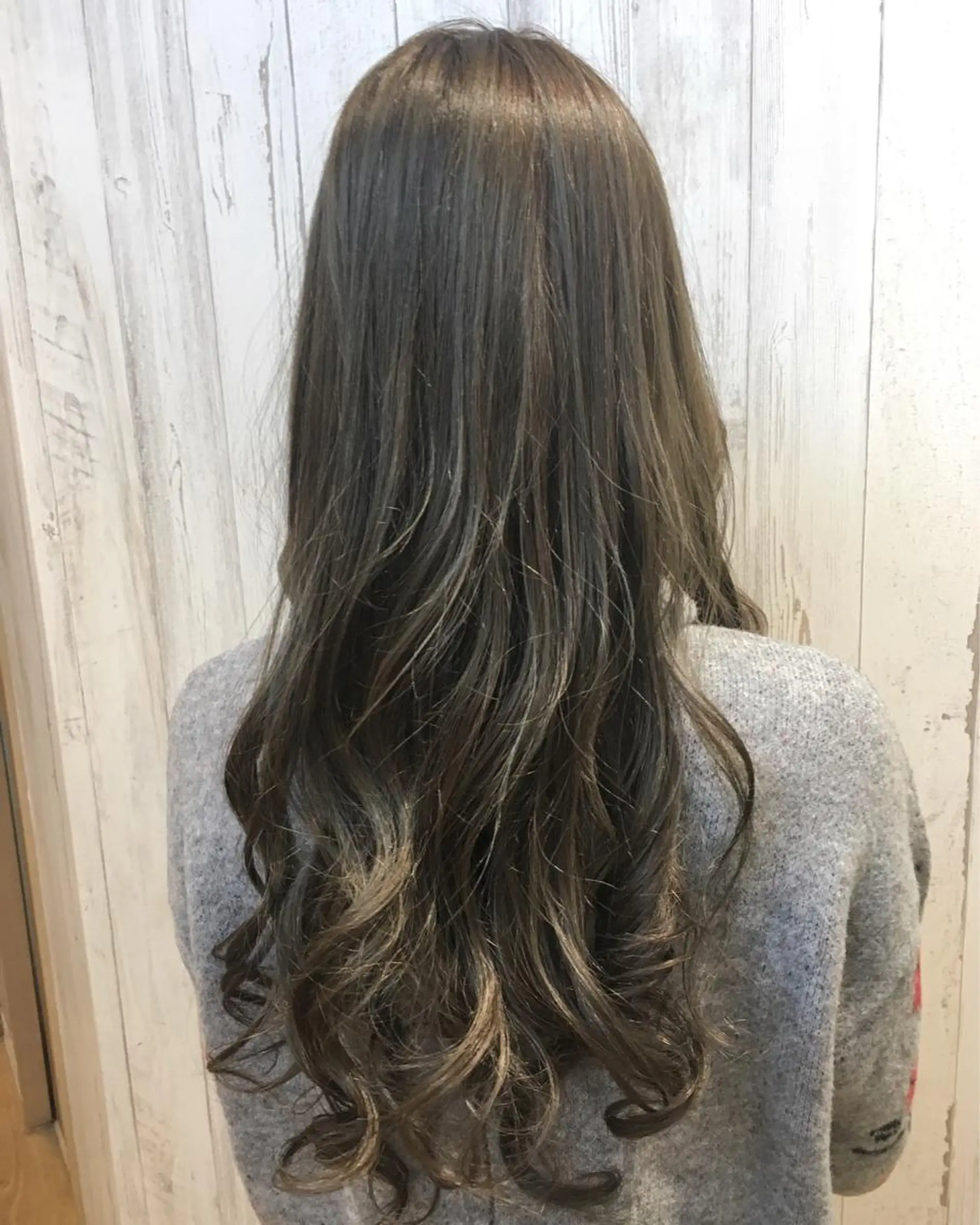ロング カラー ハイライトカラー ハイライト ヘアカラー 松田 和樹のヘアスタイル