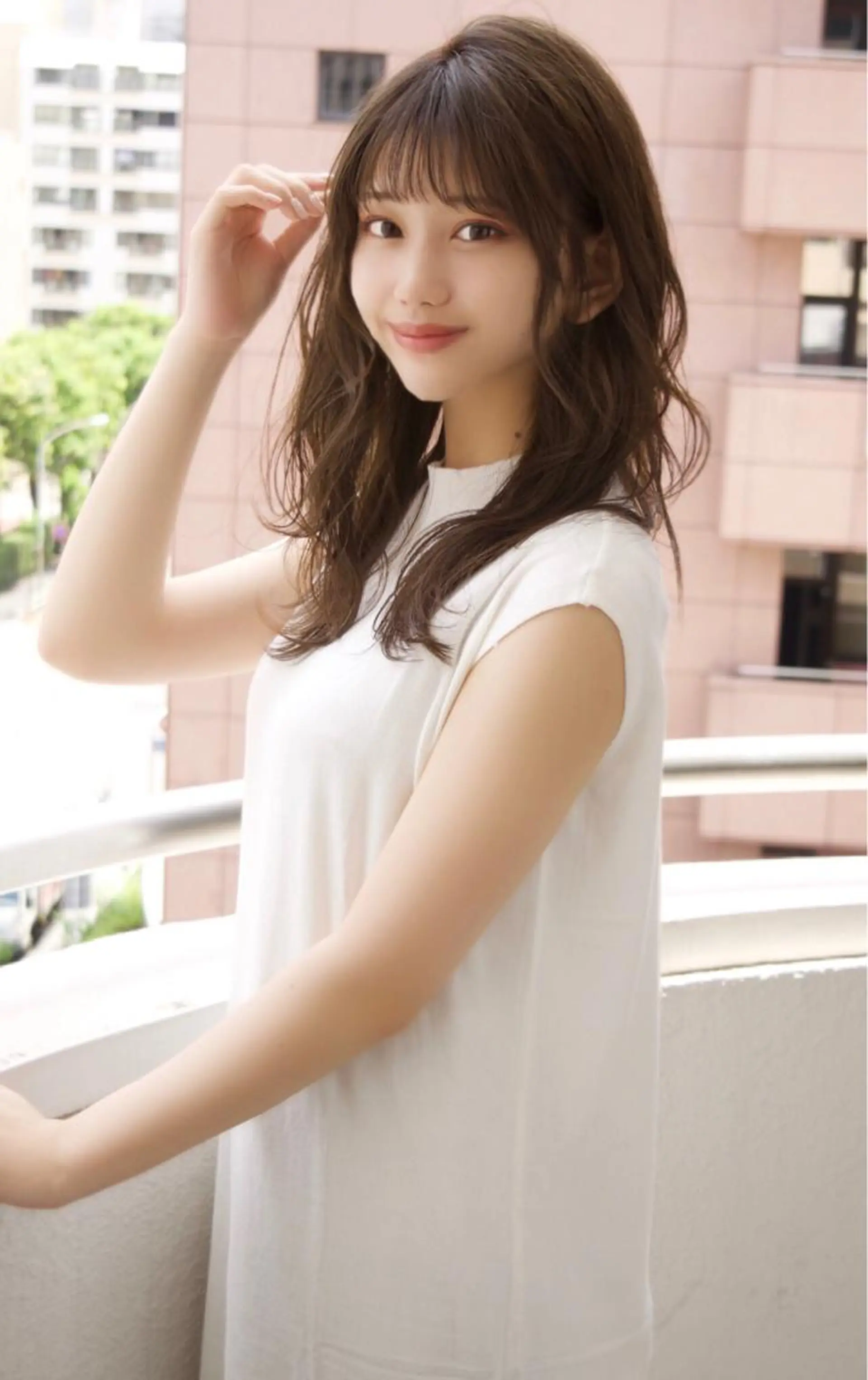 セミロング カラー パーマ ヘアアレンジ ヘアカラー トリートメント ヘアセット Londideal 高橋ヒロシのヘアスタイル