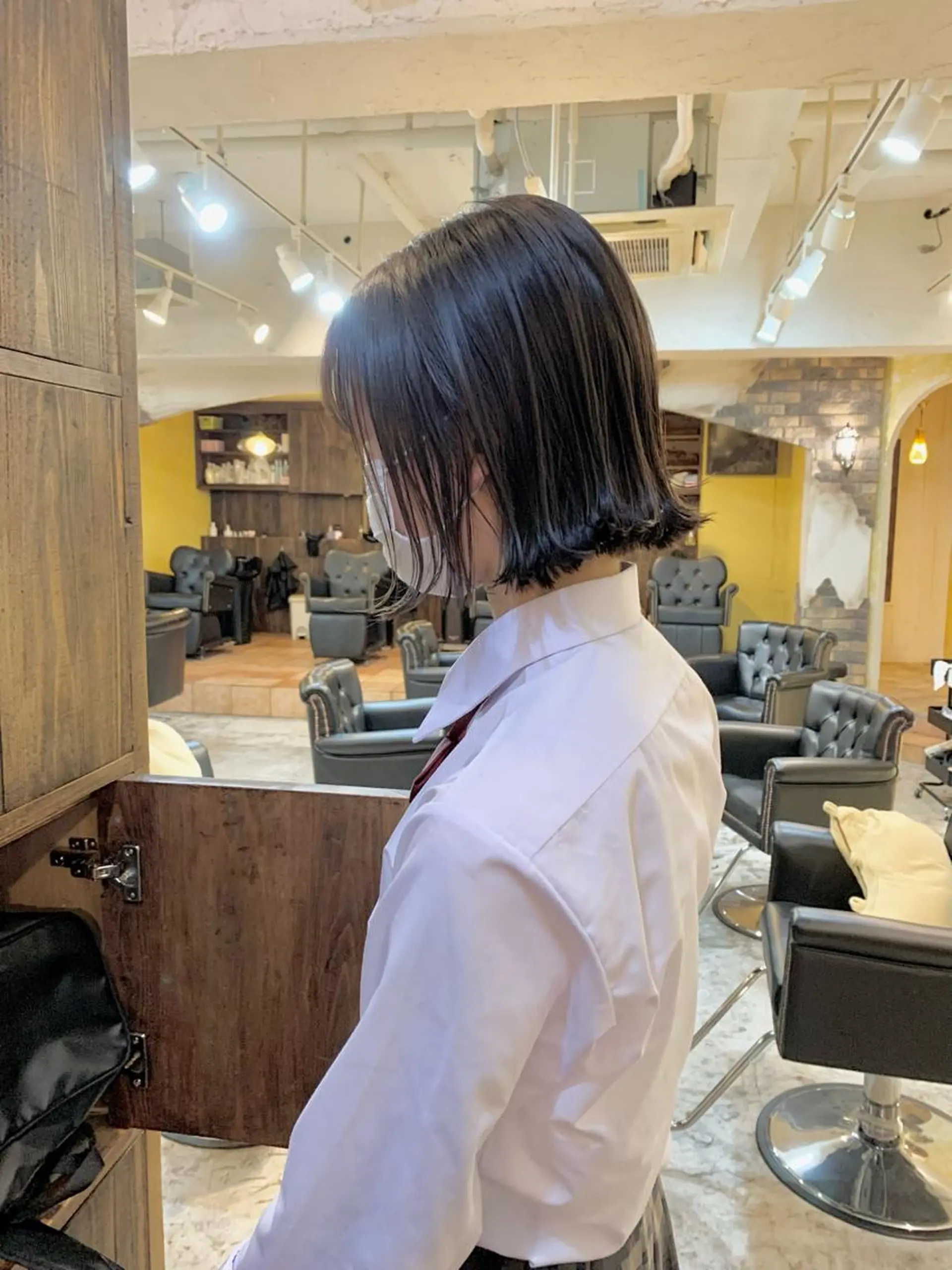 ショート カラー ショートボブ ボブ ショートヘア カット ヘアカラー トリートメント ボブ/ショート/縮毛 /レイヤー/内山翔太のヘアスタイル