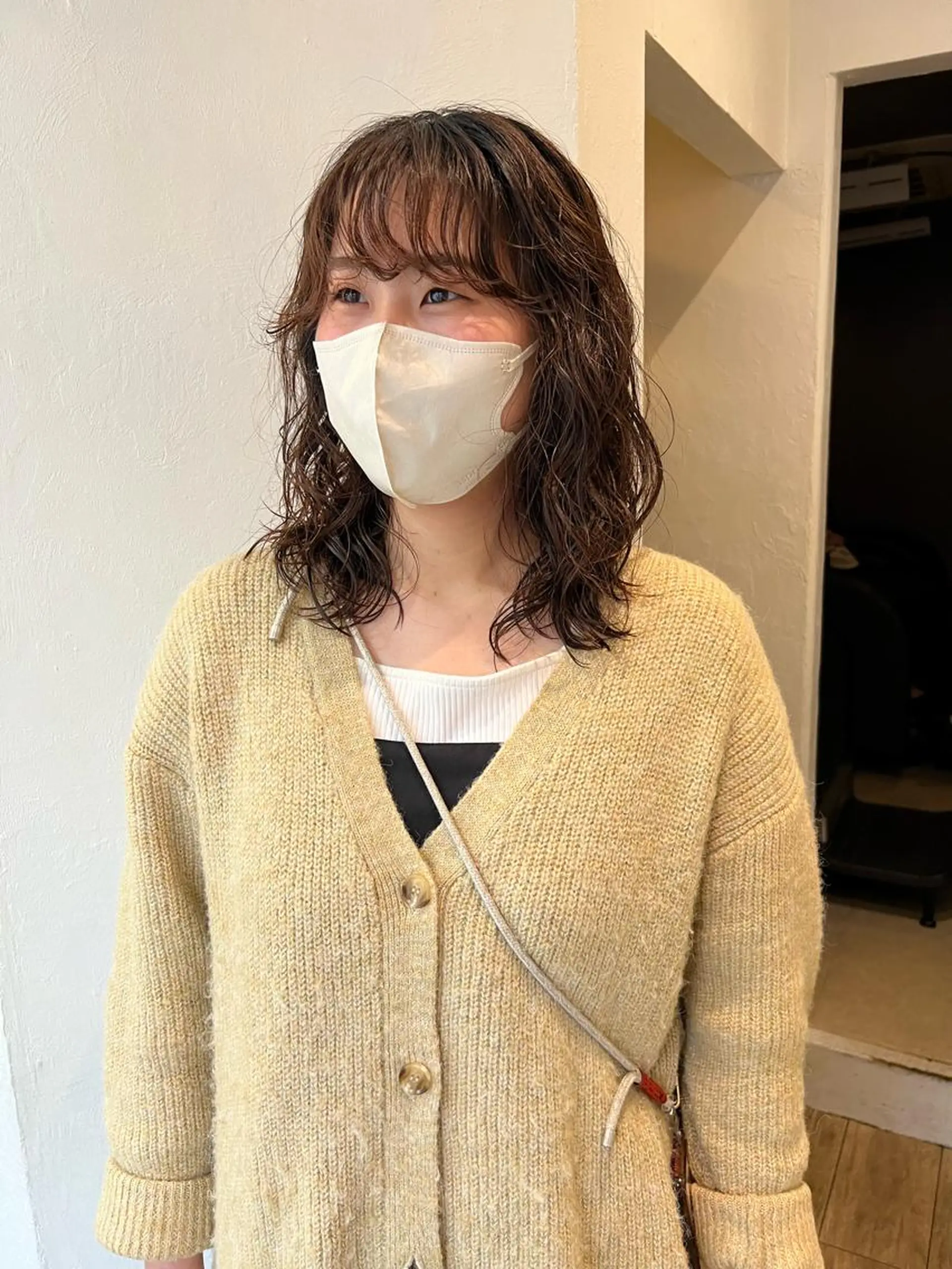 ミディアム パーマ カット ヘアカラー トリートメント 店長　ショート& パーマ　坂本のヘアスタイル