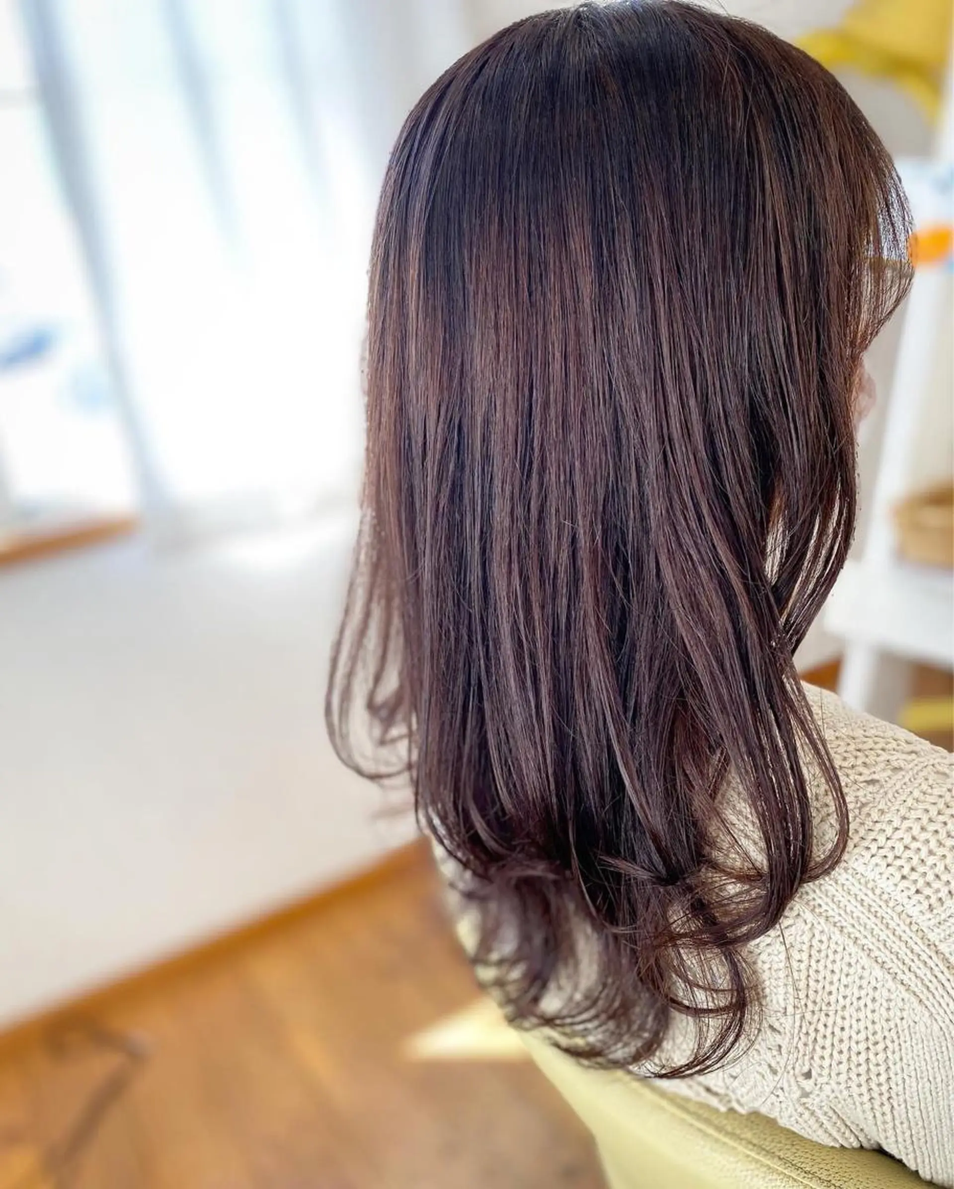 ロング カラー カシス ラベンダーカラー レイヤーカット 荒木 ひろかのヘアスタイル