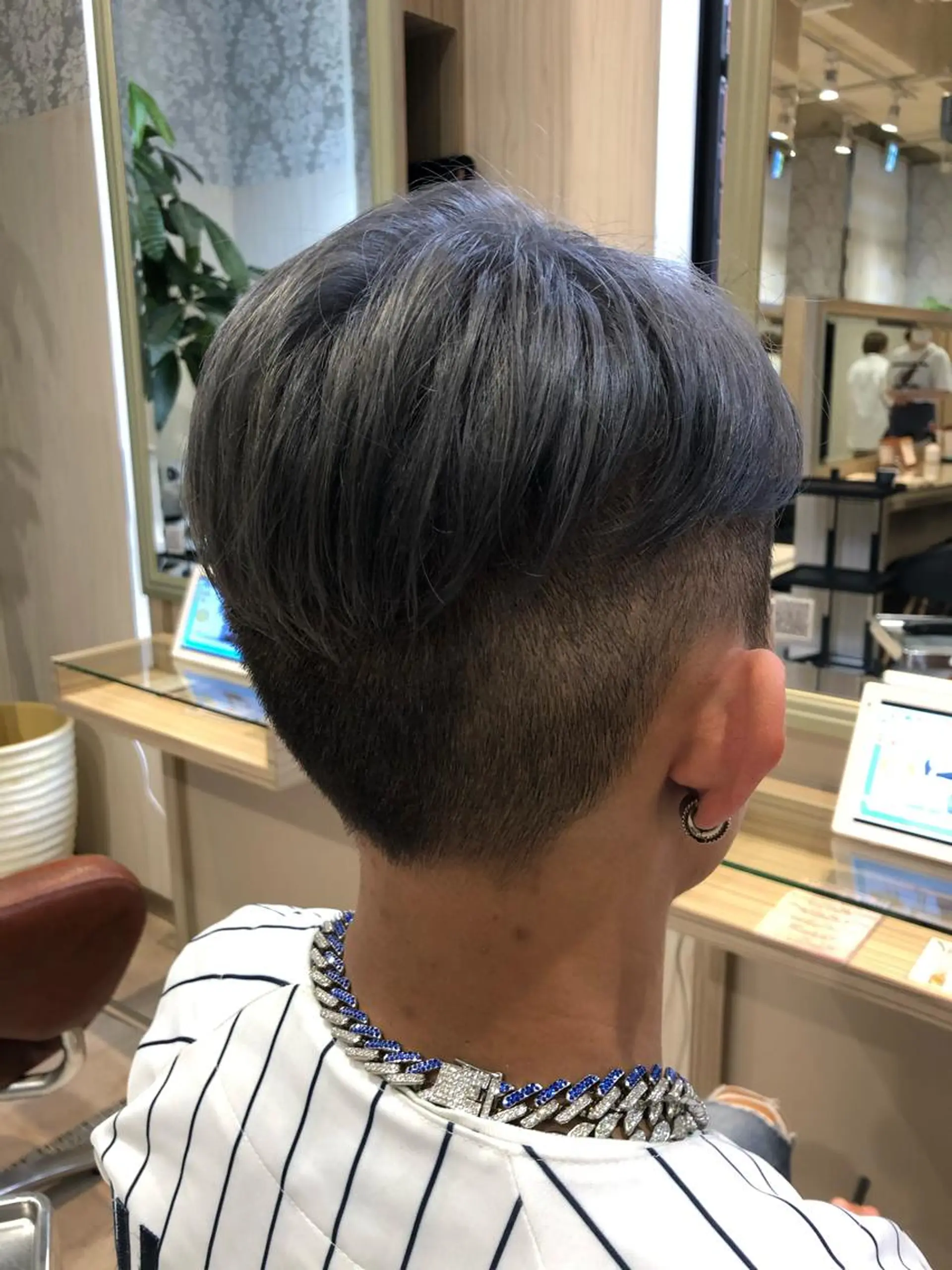 カラー メンズ カット ヘアカラー 一戸 拓斗のヘアスタイル
