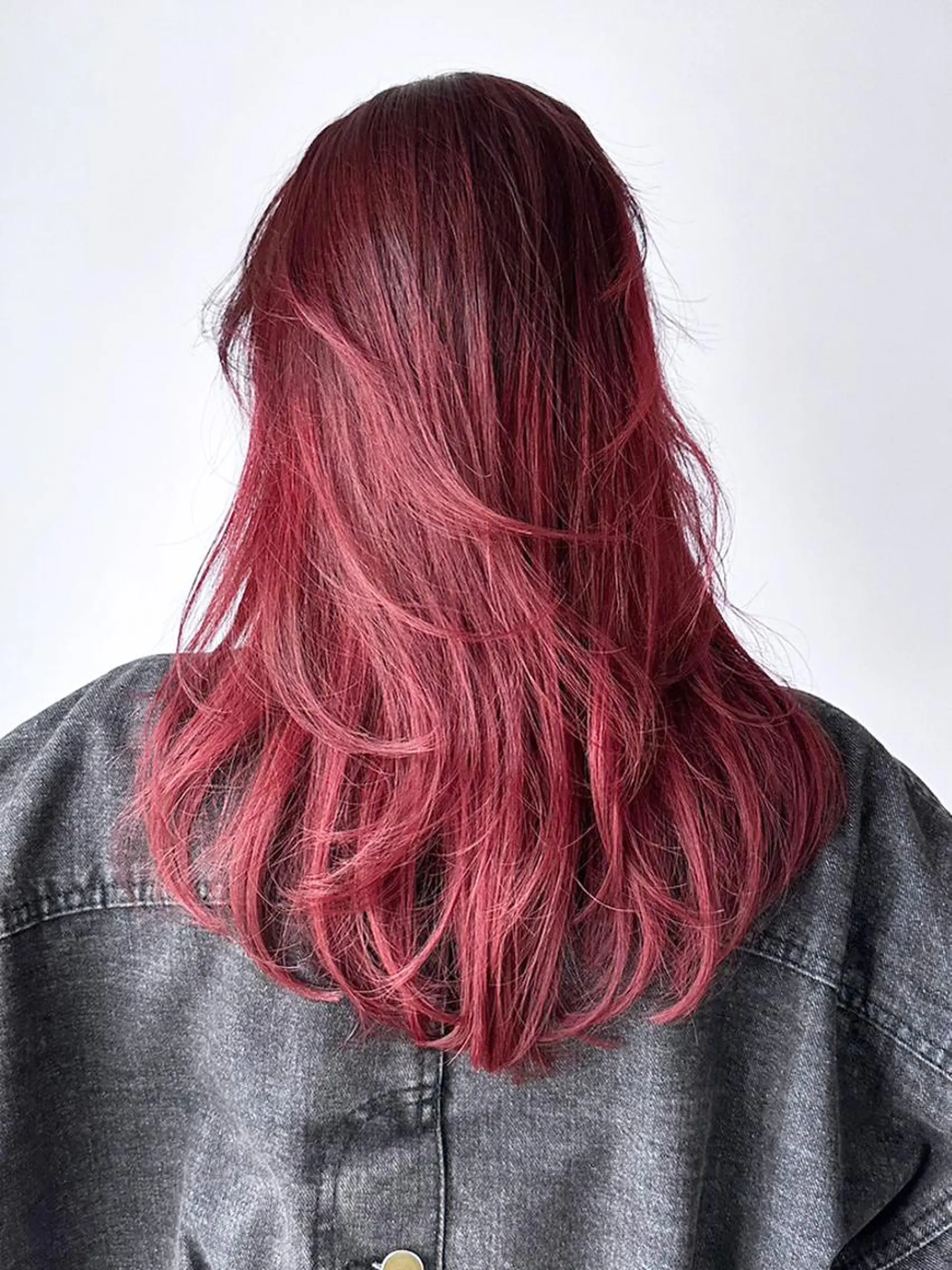 カラー セミロング レッドカラー カット ヘアカラー トリートメント ITbyALBUM 下北沢店のヘアスタイル