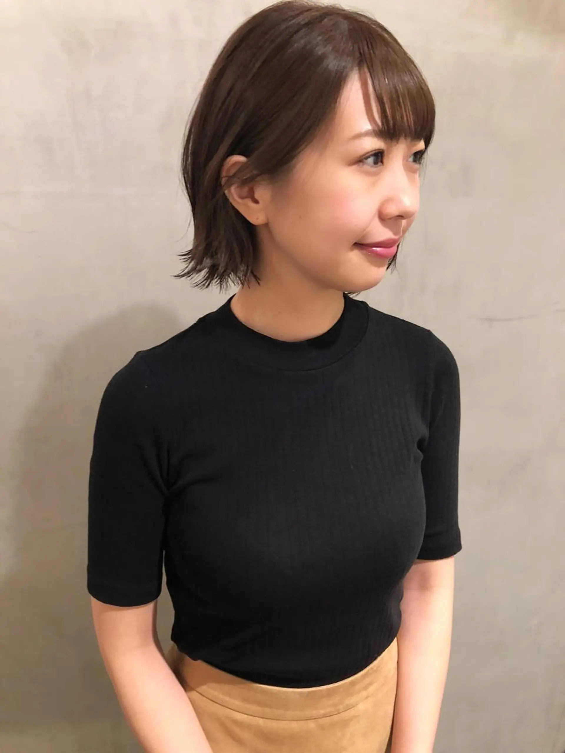 ショート カラー 外ハネヘア laughl所属・大西 直人のヘアスタイル