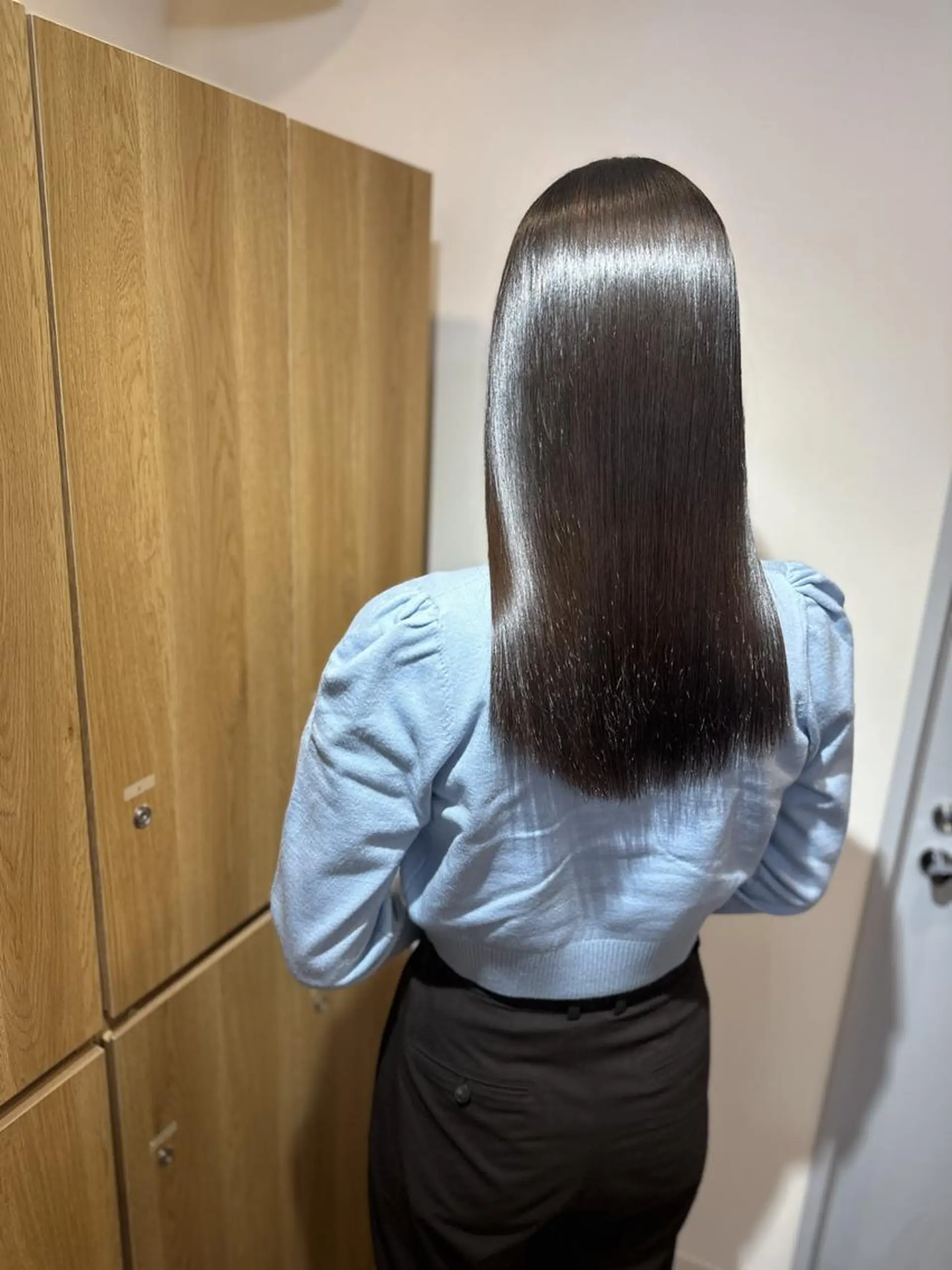 ロング ioe 茶屋町のヘアスタイル