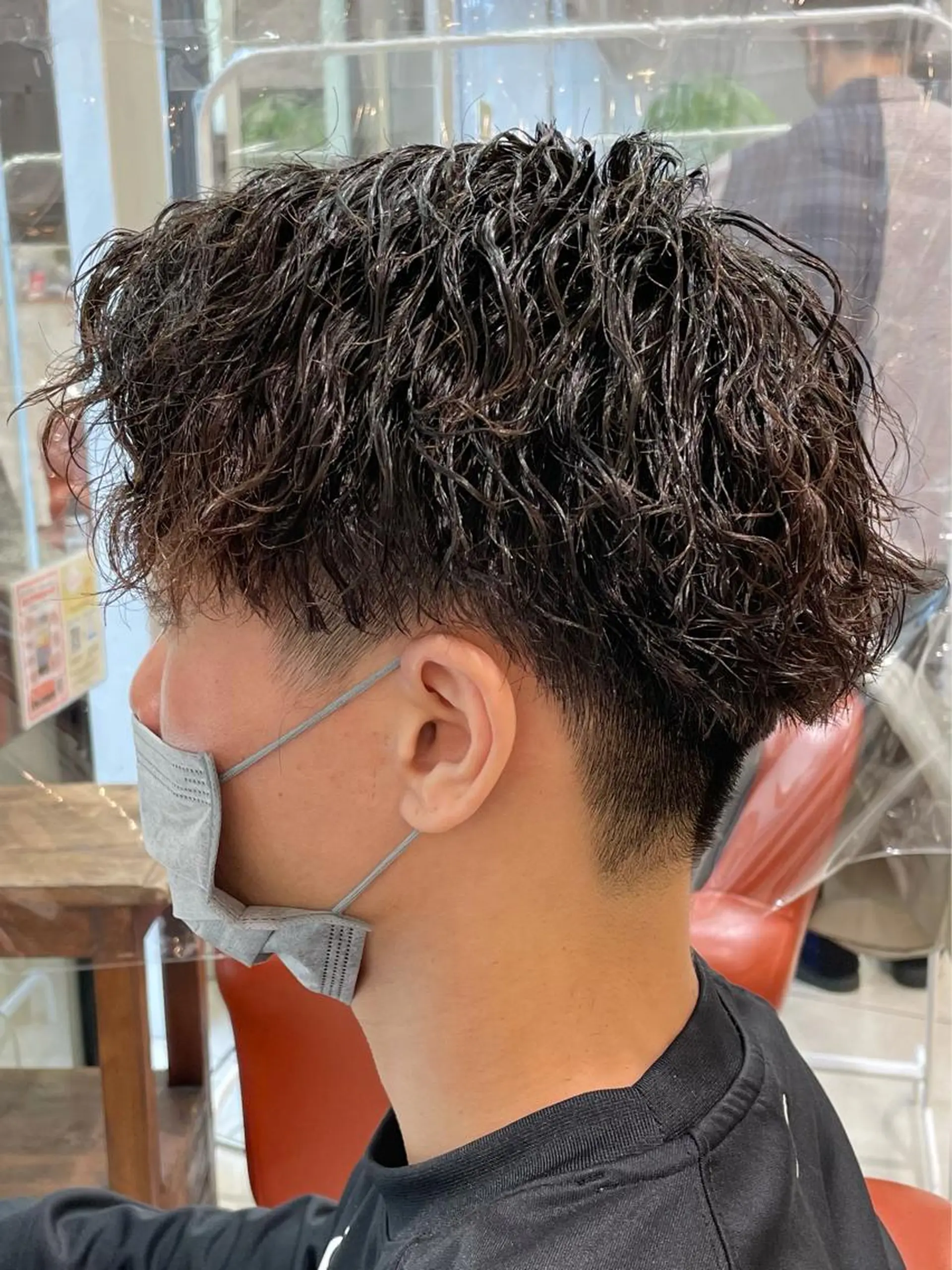 ショート パーマ メンズ 井上 武輝のヘアスタイル