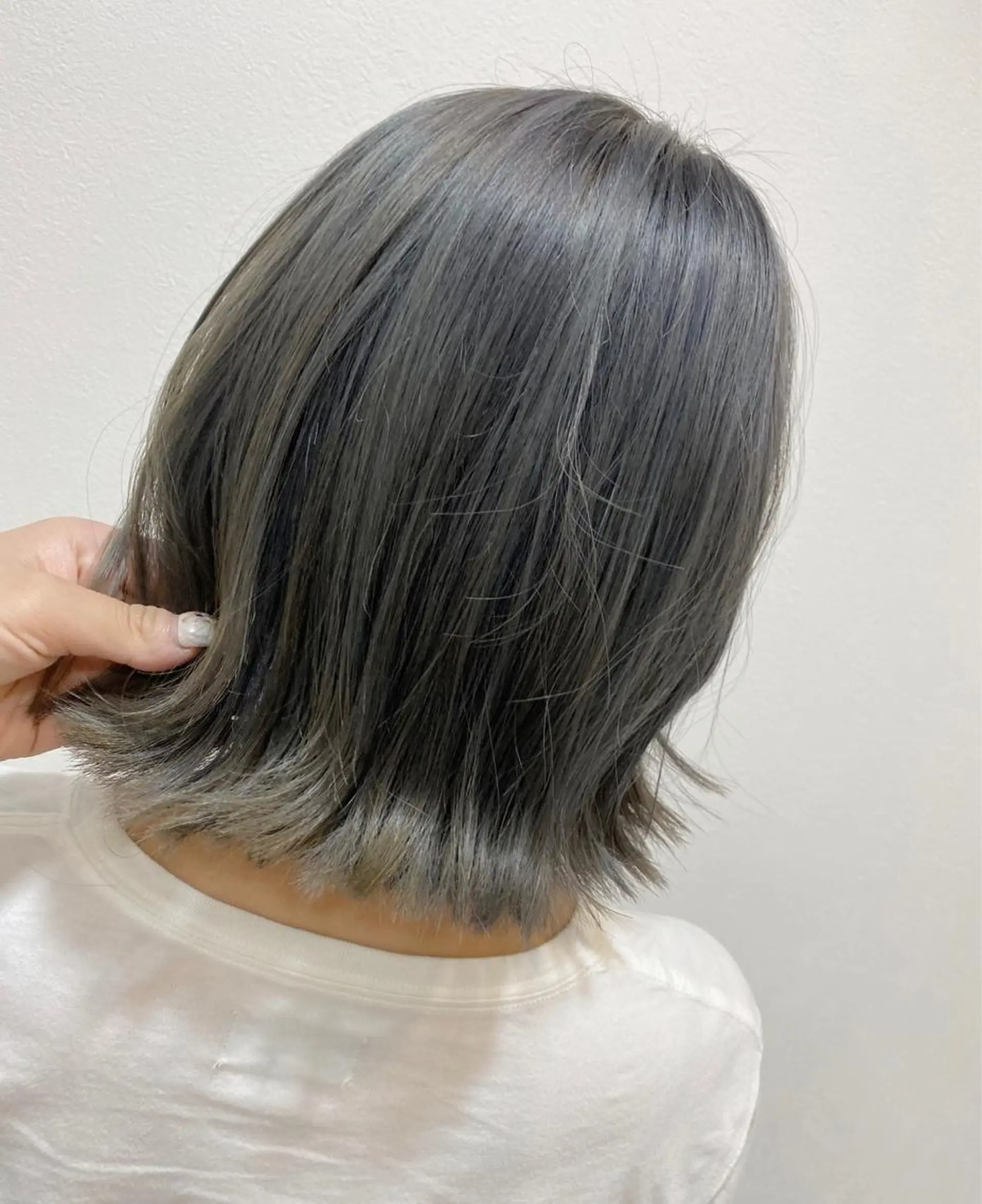 ショート カラー ダブルカラー JILL ユキのヘアスタイル