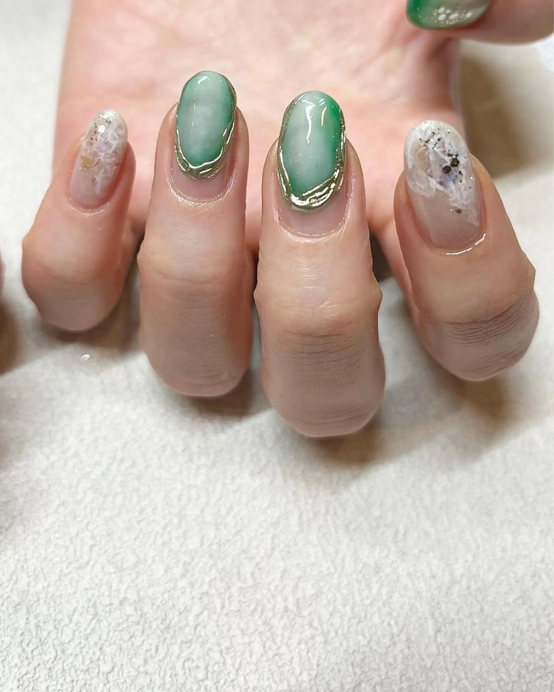 ネイル ハンドネイル 小河 仁美のネイルデザイン