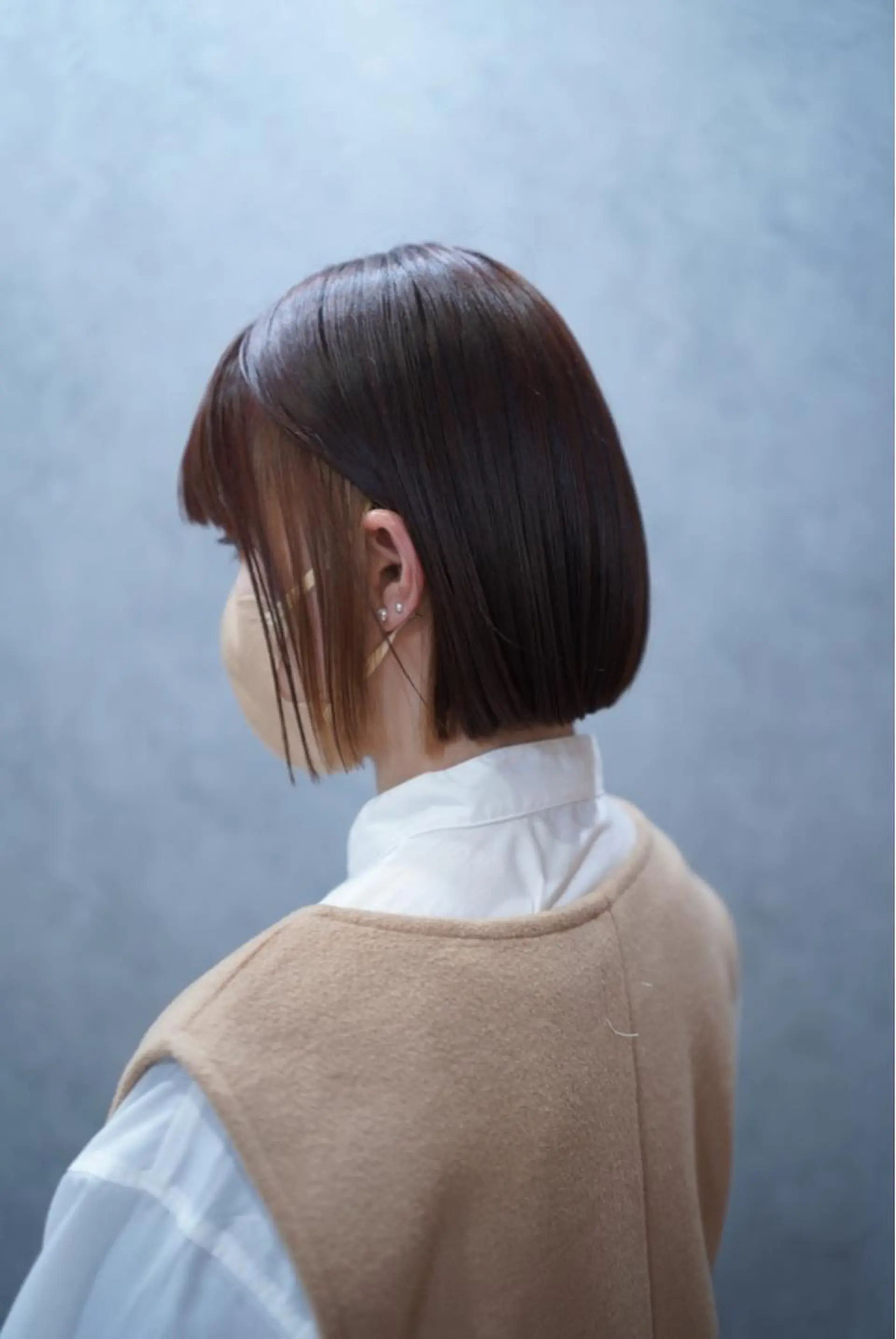 ショート カラー インナーカラー ボブ 伊藤 玲衣のヘアスタイル