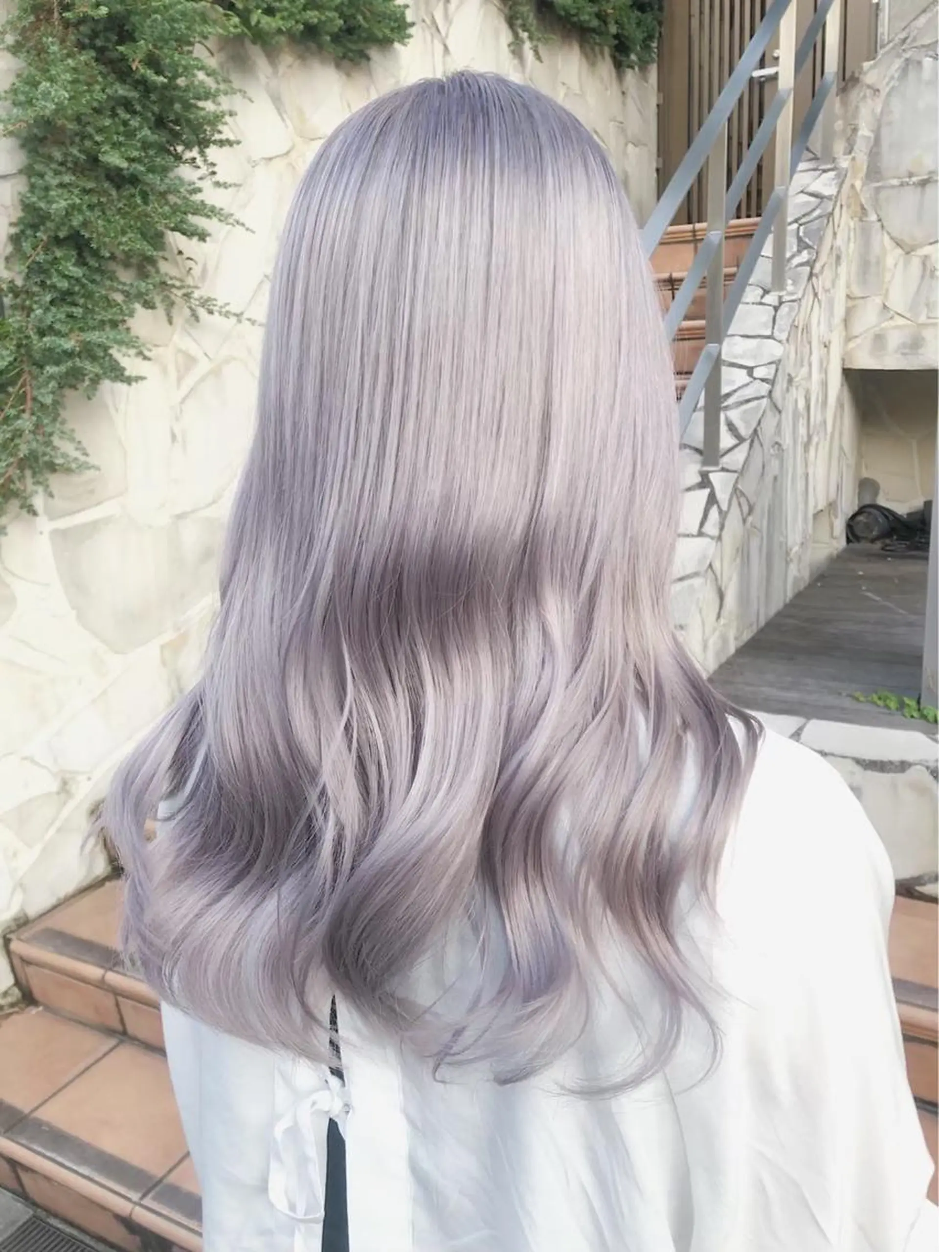 ロング カラー カット ヘアカラー トリートメント ヘアセット 🩶【推しハイトーン 】yuzu🩶のヘアスタイル