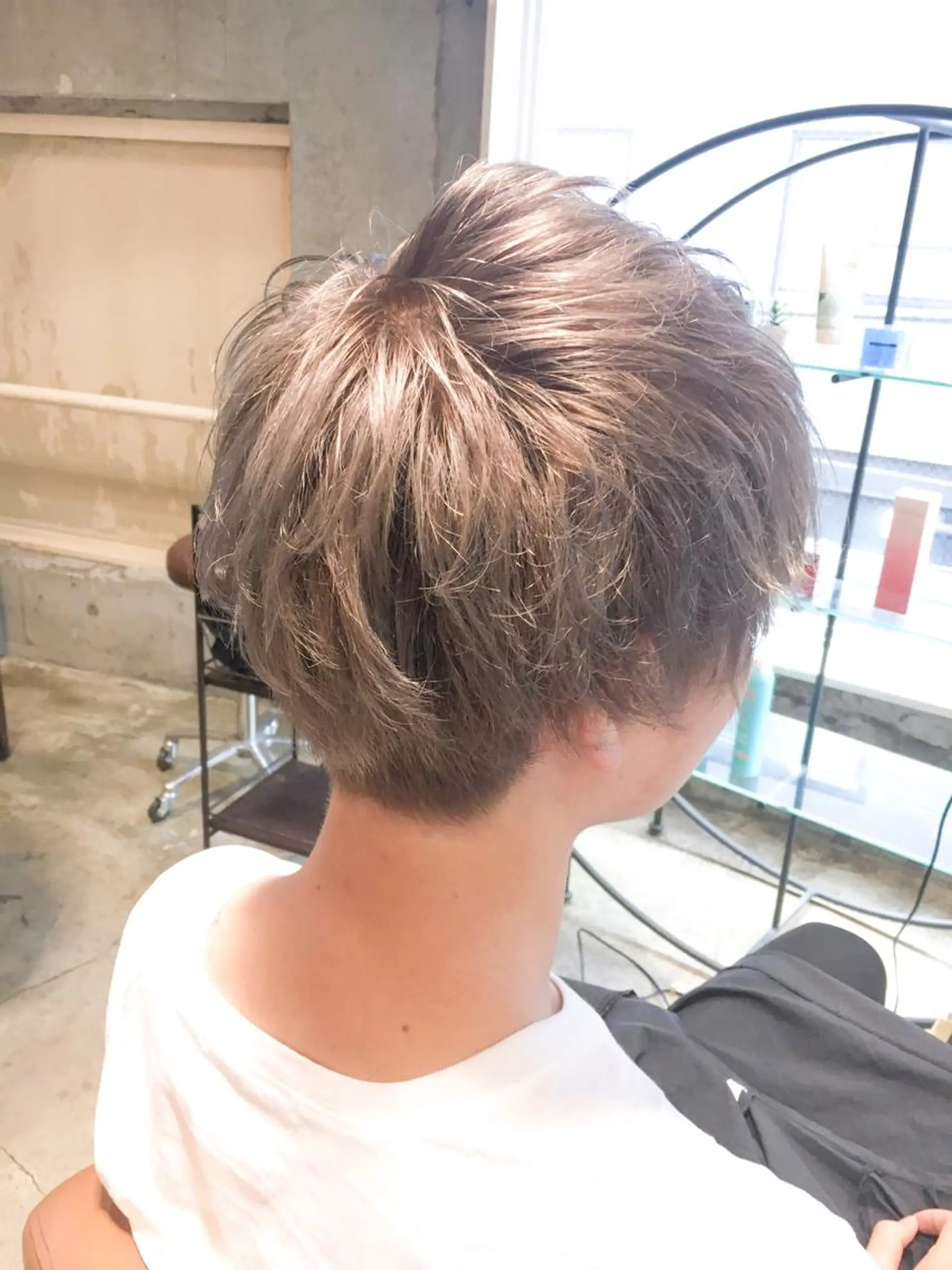 ショート カラー メンズ ベージュカラー ミルクティーベージュ 外国人風カラー 北條 優輝のヘアスタイル